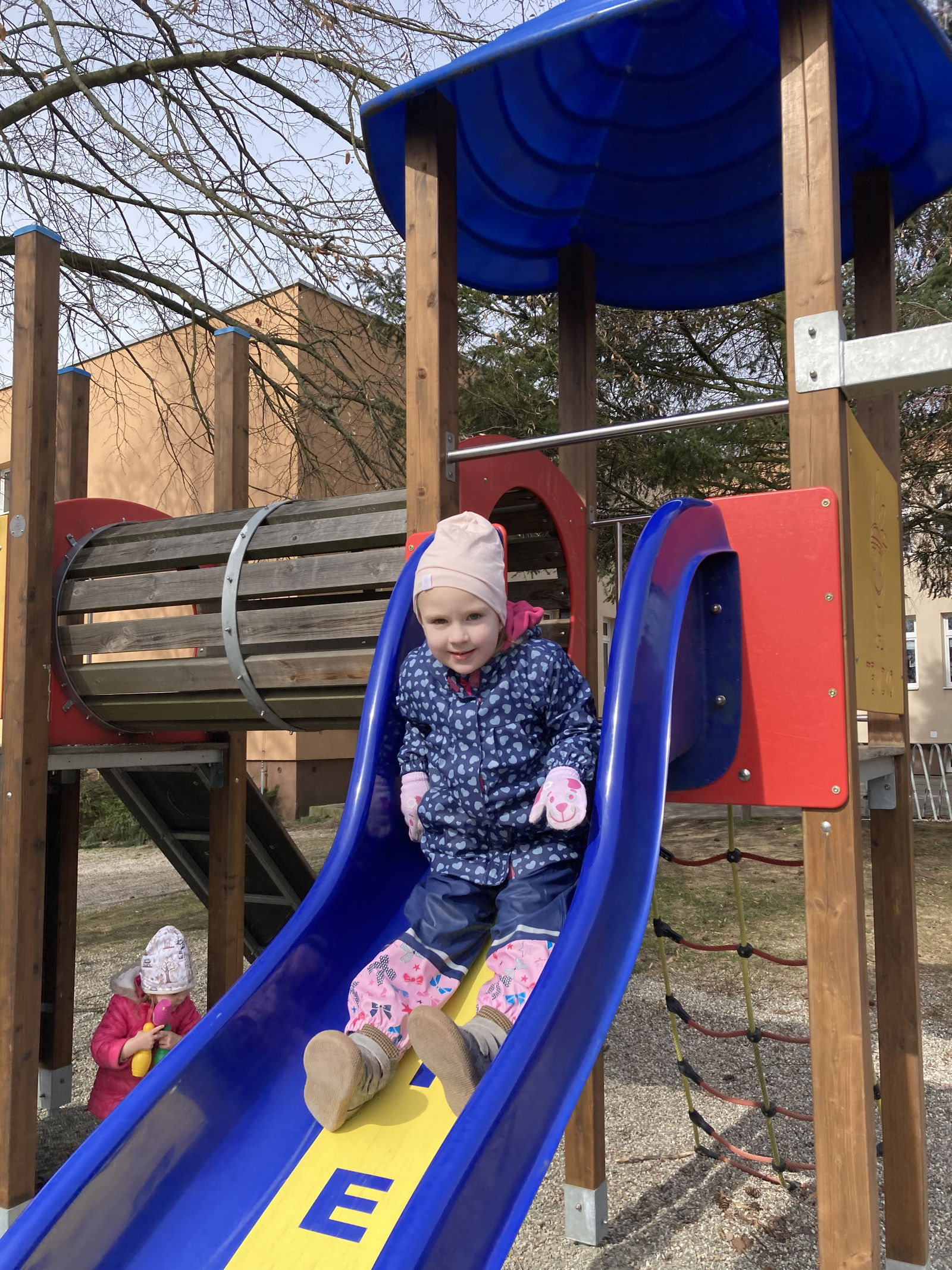 D5010A52-1810-417F-87AC-ABACBC426E3B