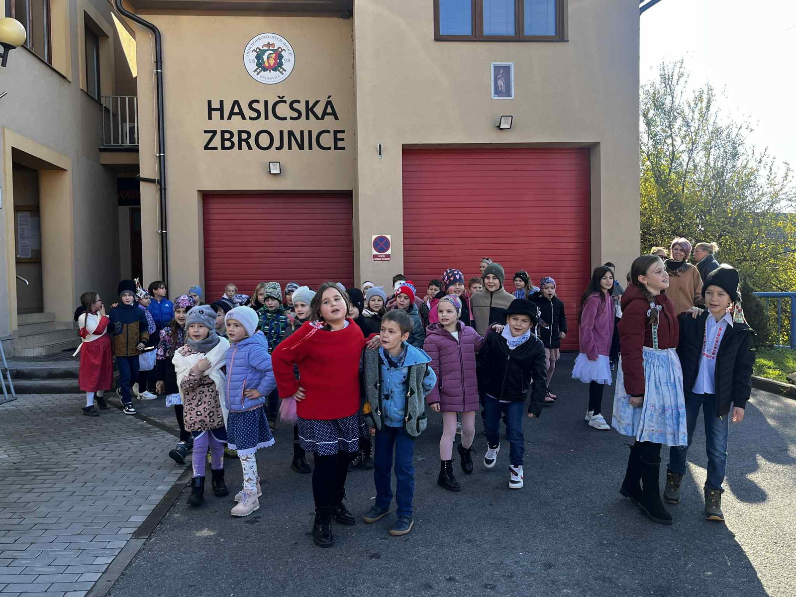 e0bdeaa2-12ca-4b27-b61c-aa49198cfa2d