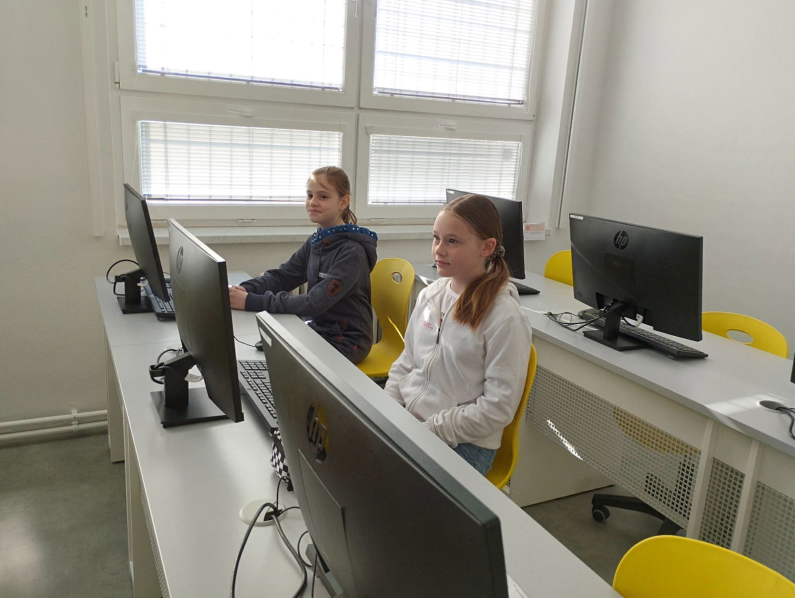 a33a4d93-7502-4145-af68-69abbd082e1c