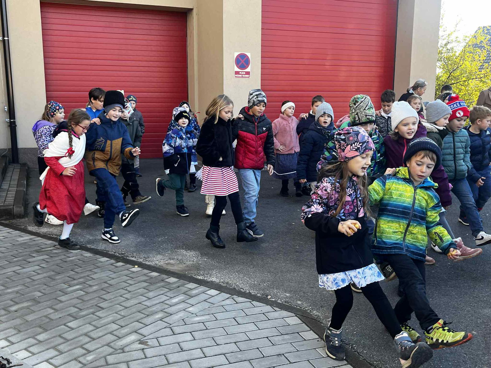 7bf8190d-5589-40e0-ba6d-2b9f49aec6da