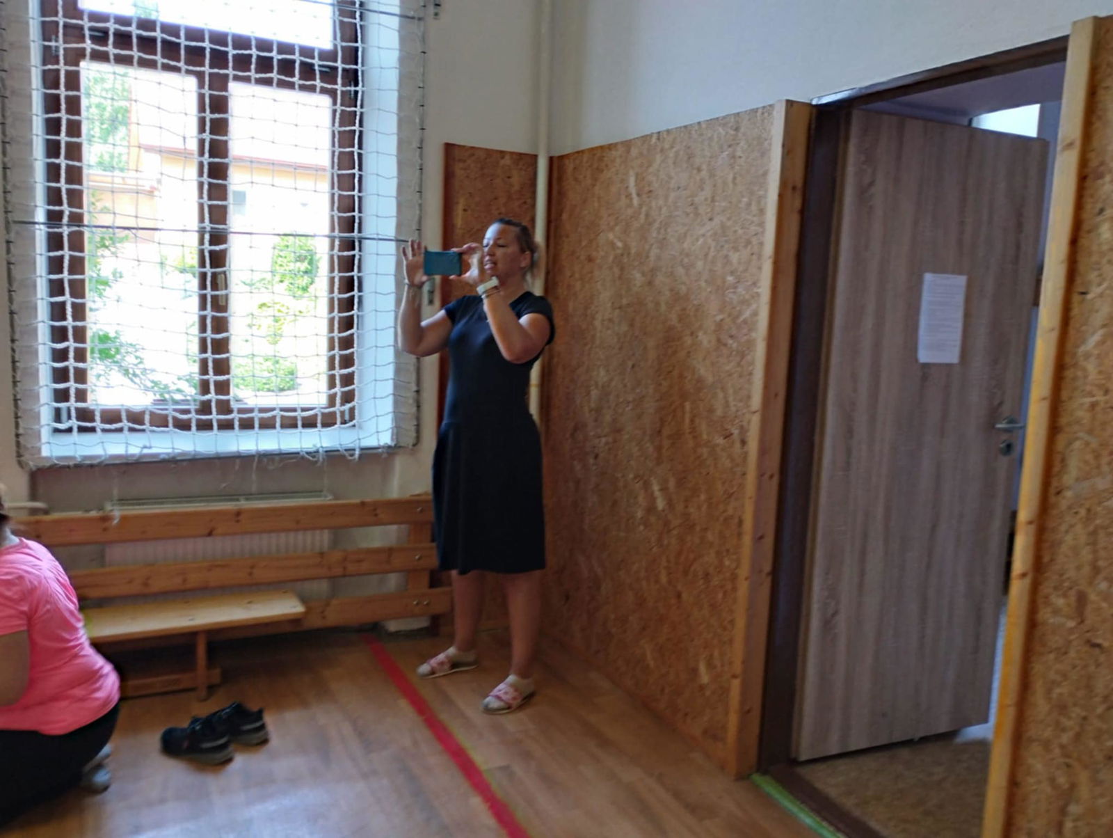 1f3f33a7-5cd1-4f60-b340-cb5e9ddc13a3