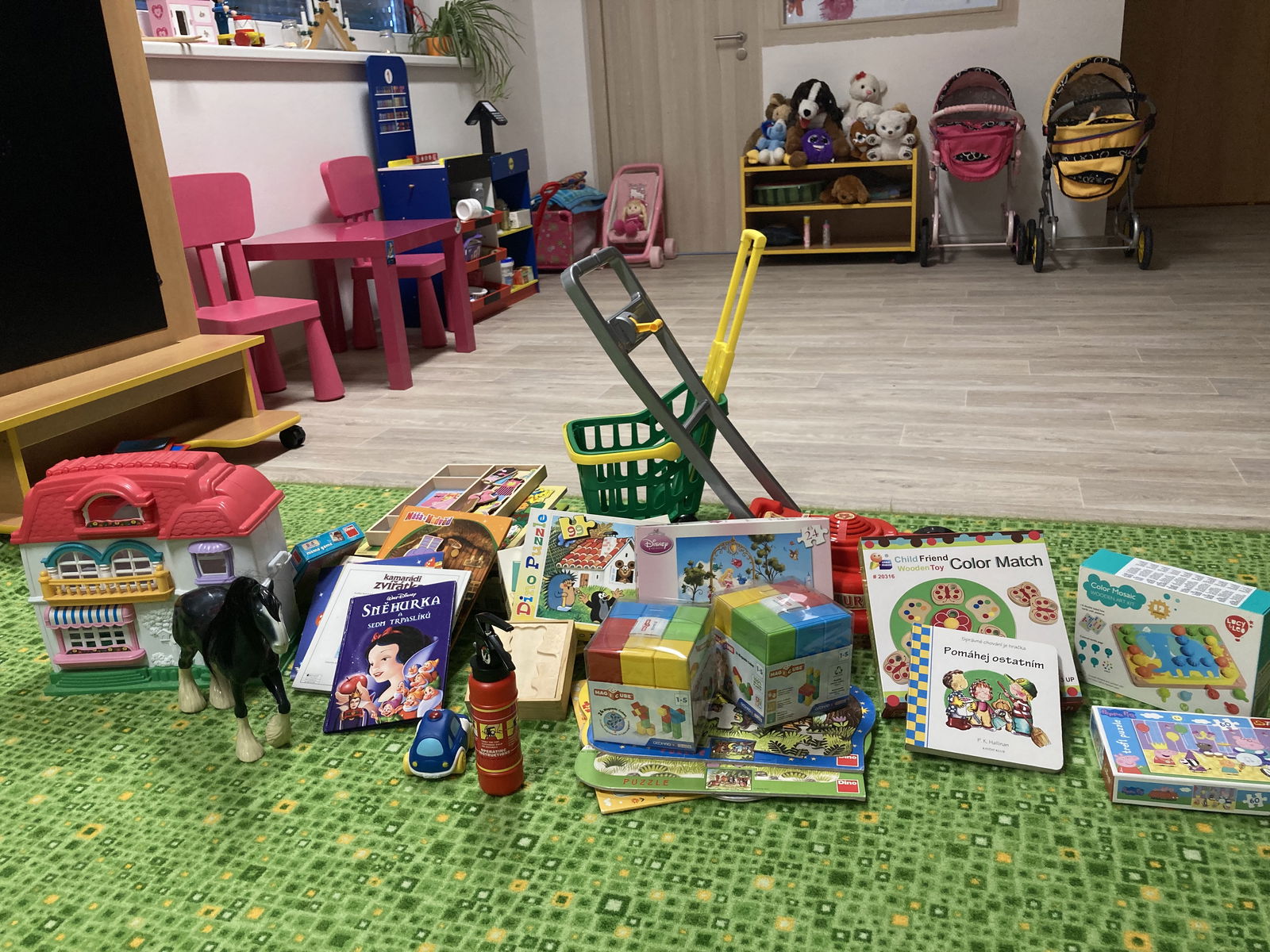 27A92E2F-8F07-406A-91DA-47104742E1DD