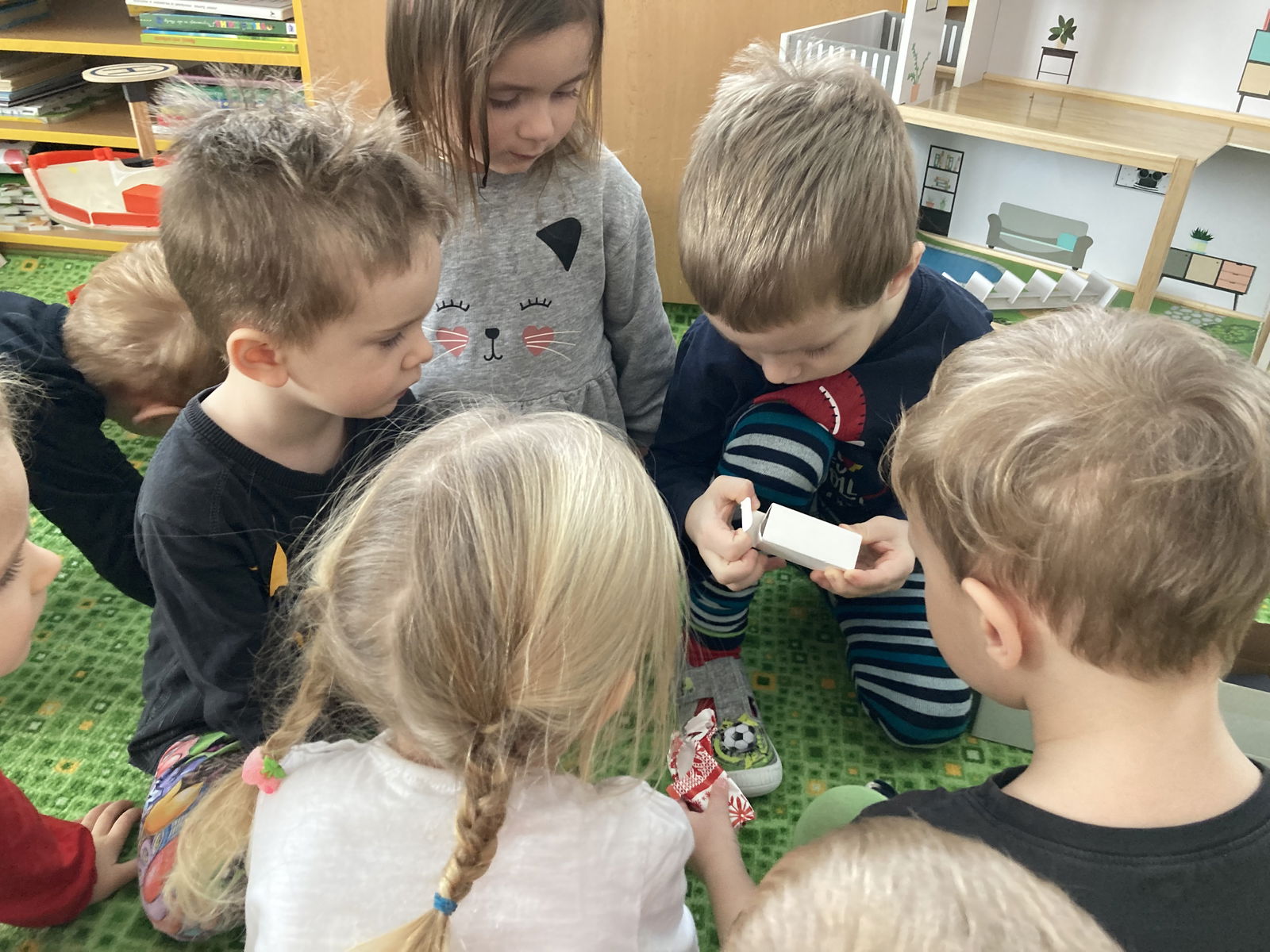 DDC3F649-DA7E-4767-90F7-6CEB01285DD0