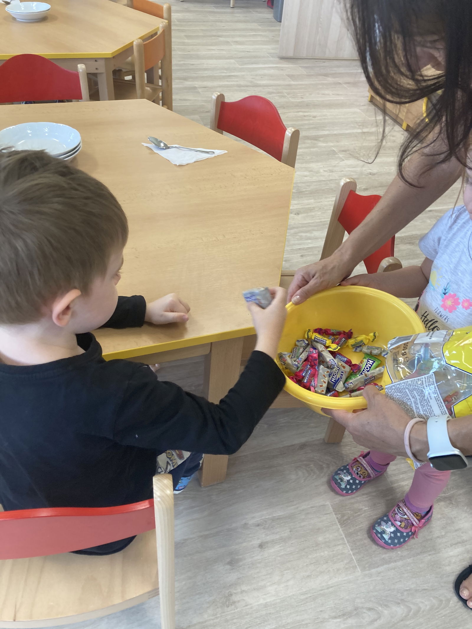 7D071C95-1A5D-4432-A4DD-49E339F1135B