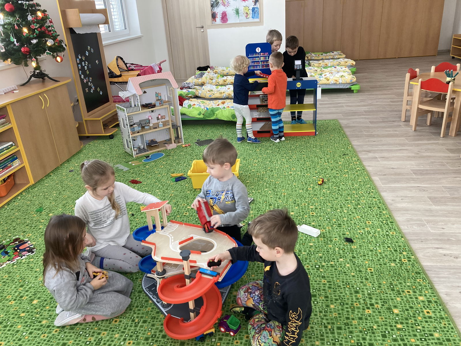 E8C11CB5-345C-4D04-BE12-F83FABCB2E02