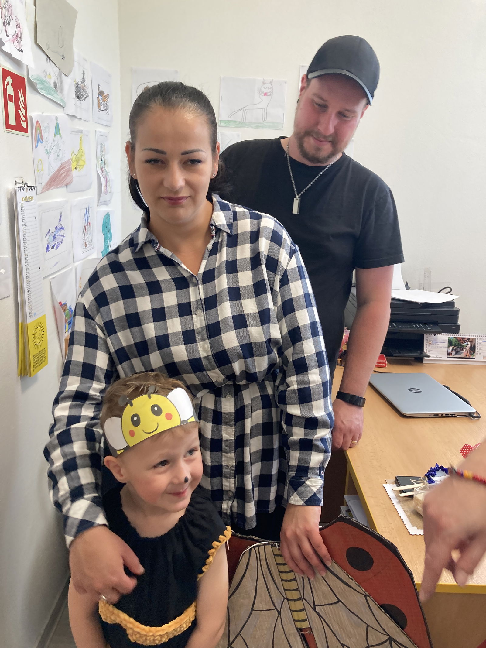 B7049560-6E7B-4D71-918F-2E58F6BA9FAE