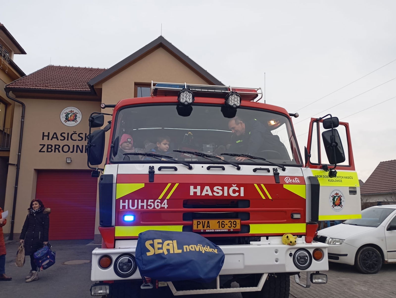 f69686fa-8546-4af7-b8f1-6f0a71afea4d