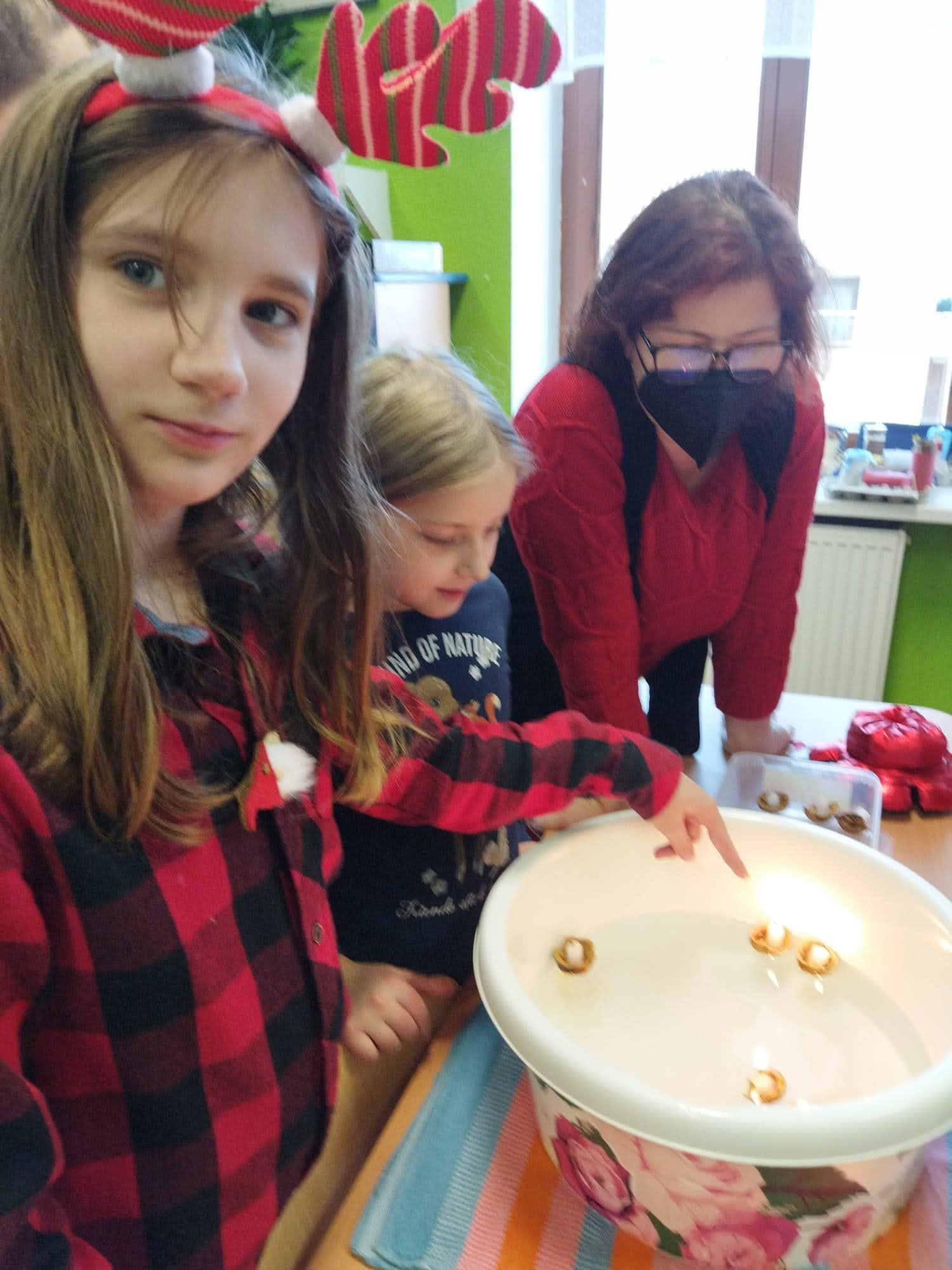 56dfdc27323dc9eb07ce7358d269eb56