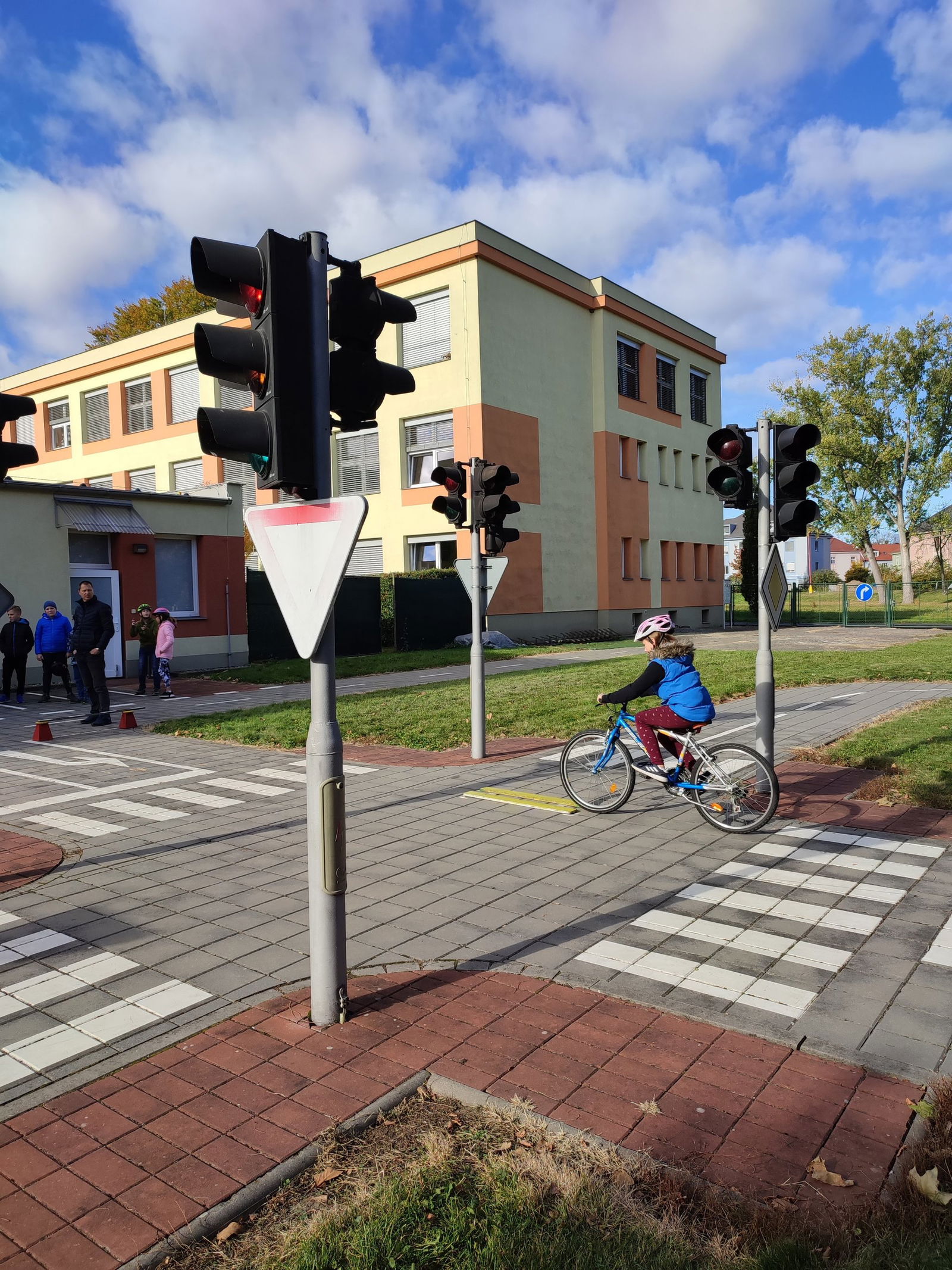 fb90250c35cf6e967f77c758005b6852