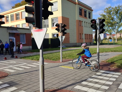 fb90250c35cf6e967f77c758005b6852