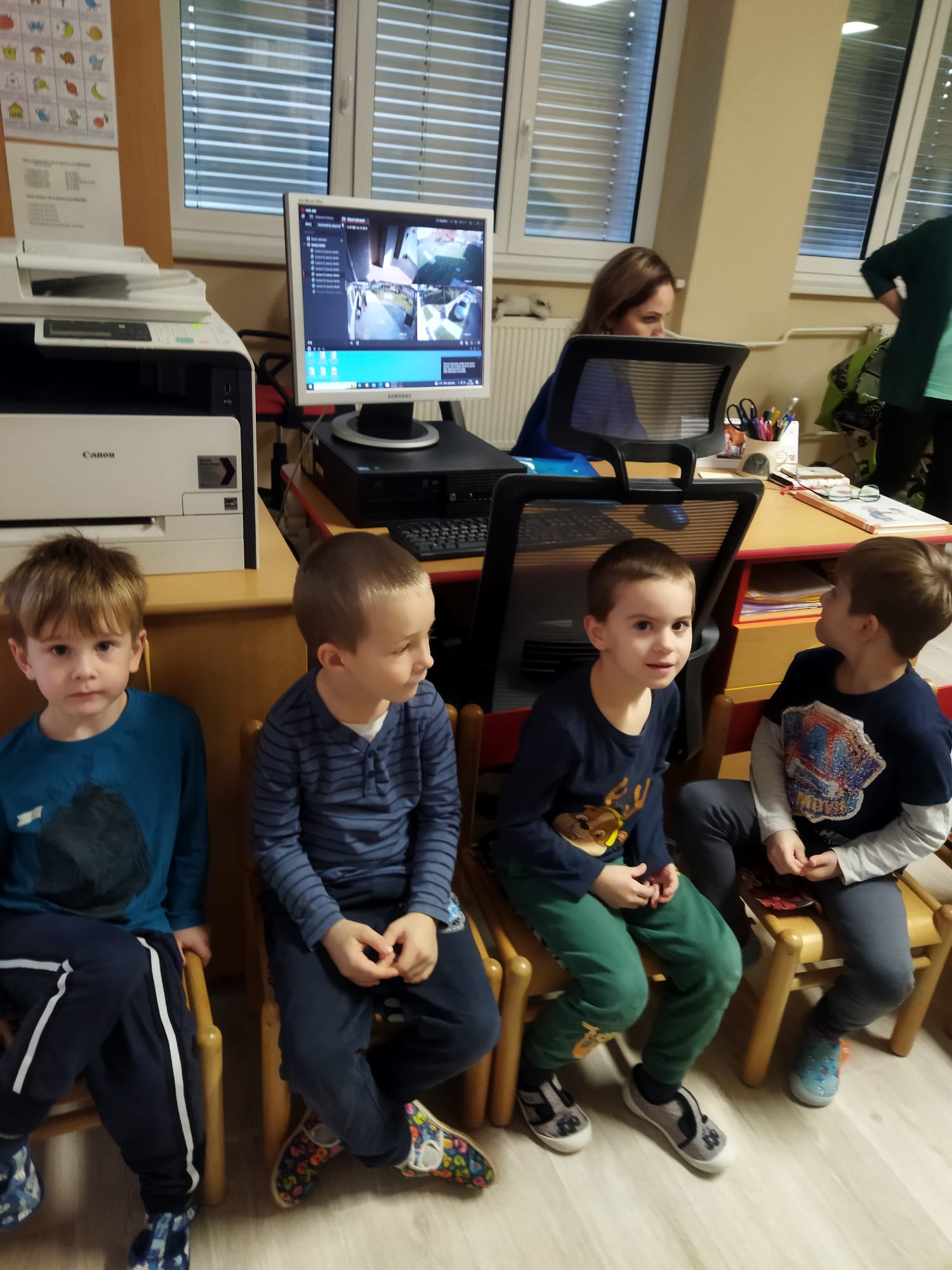 54aef7e7-0710-4c51-b3cc-b52740472799