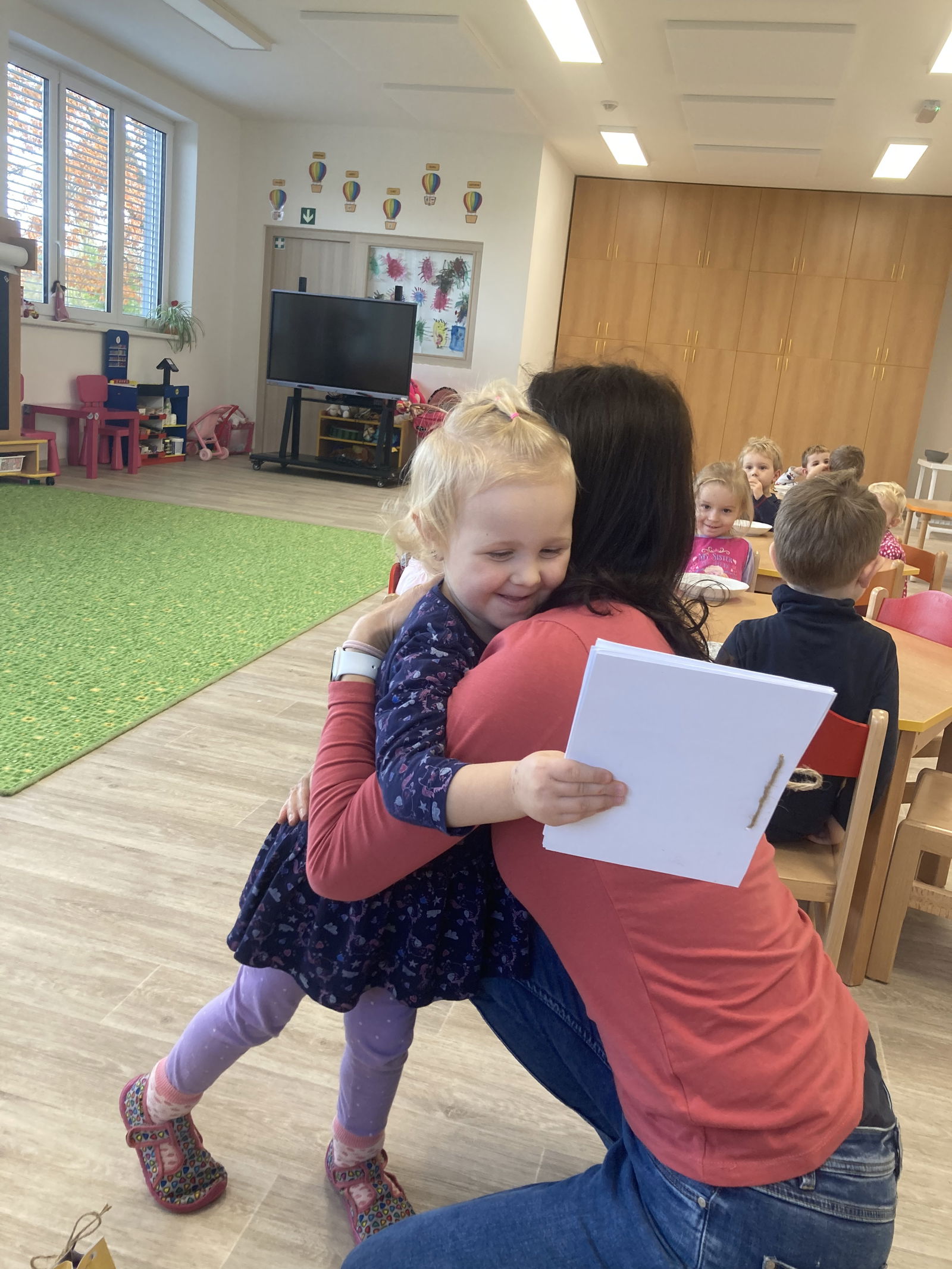 6B2BA146-C25C-455C-ADA4-4BE46A2A9582