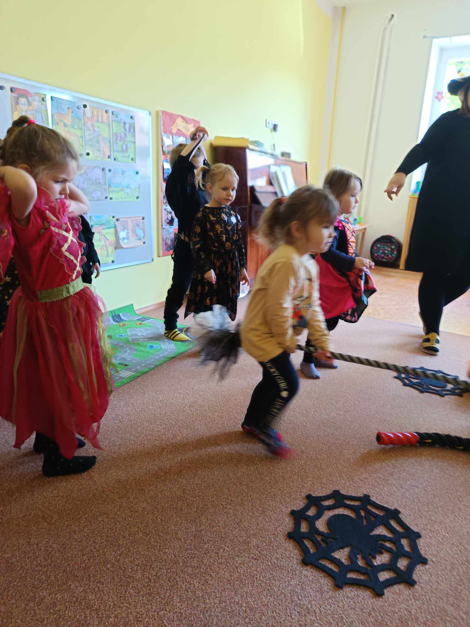 438112465_955974415993476_47197947914551255_n