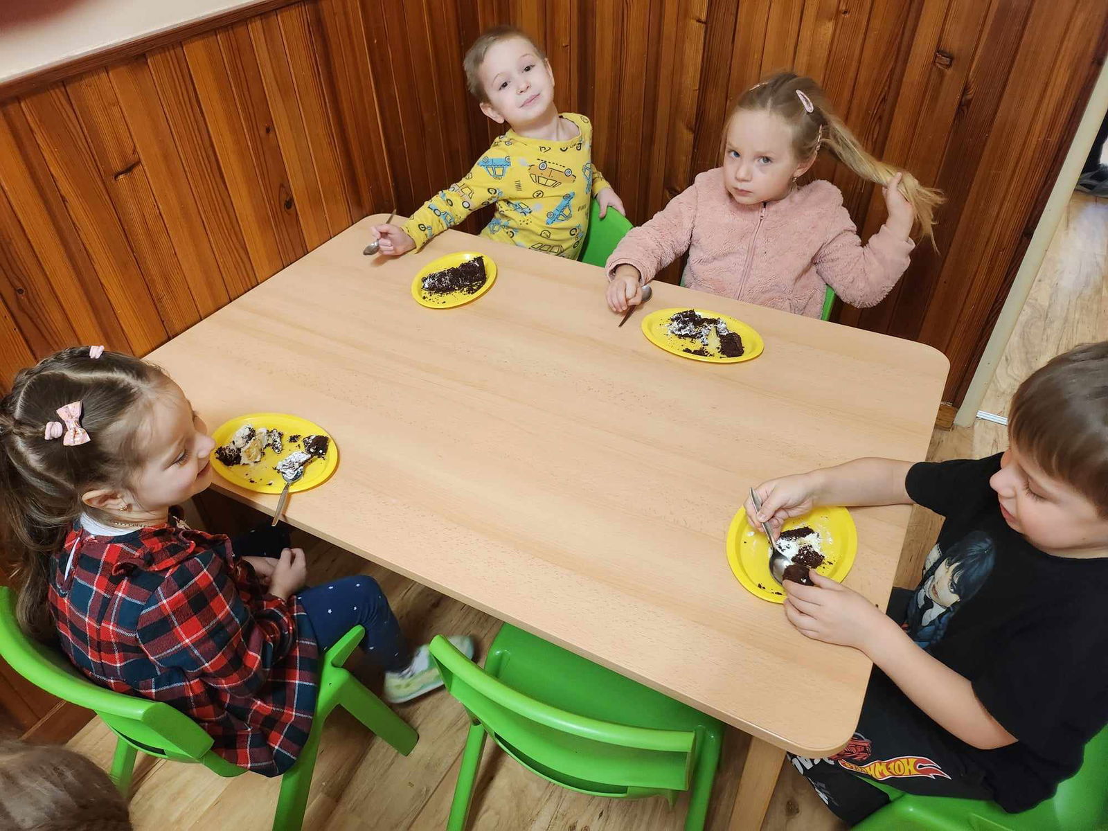 419344019_372160735650636_1368766030776057217_n