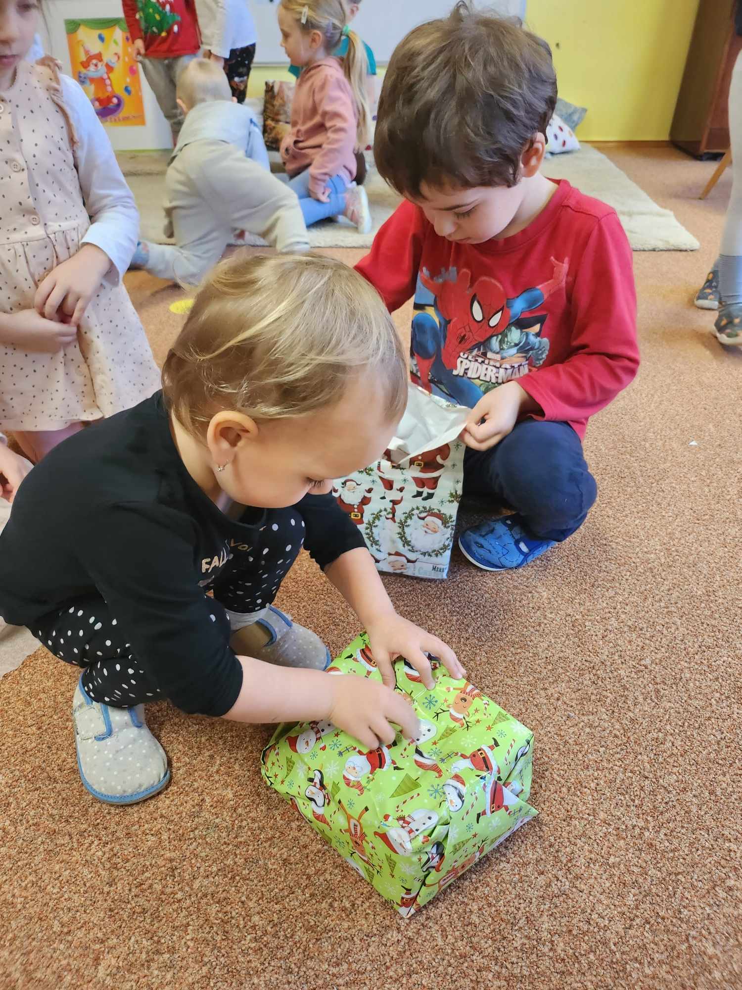 403608489_887968376135849_2787242850138116110_n