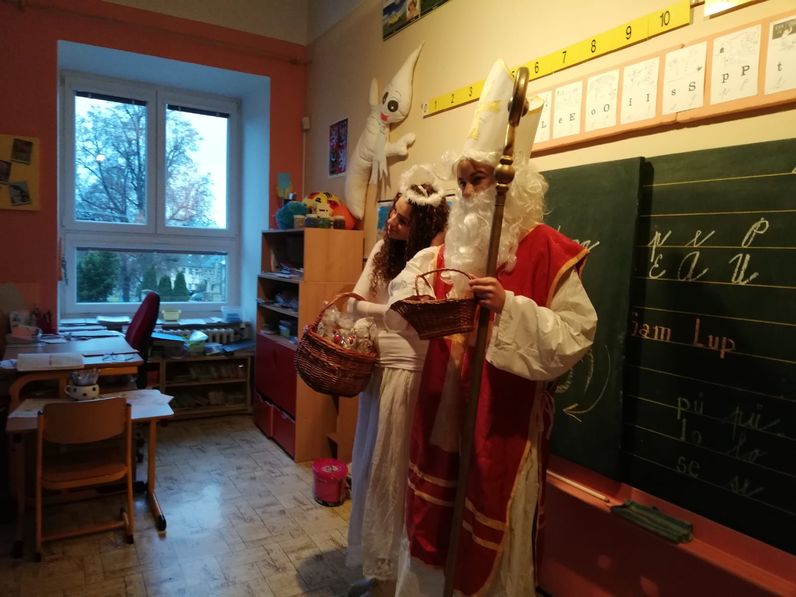 WhatsApp Image 2022-12-06 at 16.49.42 (1)