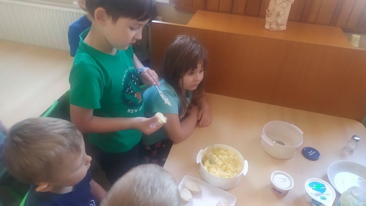 280874536_813358429639654_6829917992481819536_n