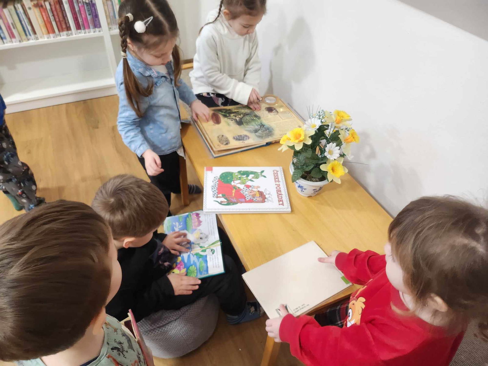 418597709_921406569774958_5972921565769406598_n