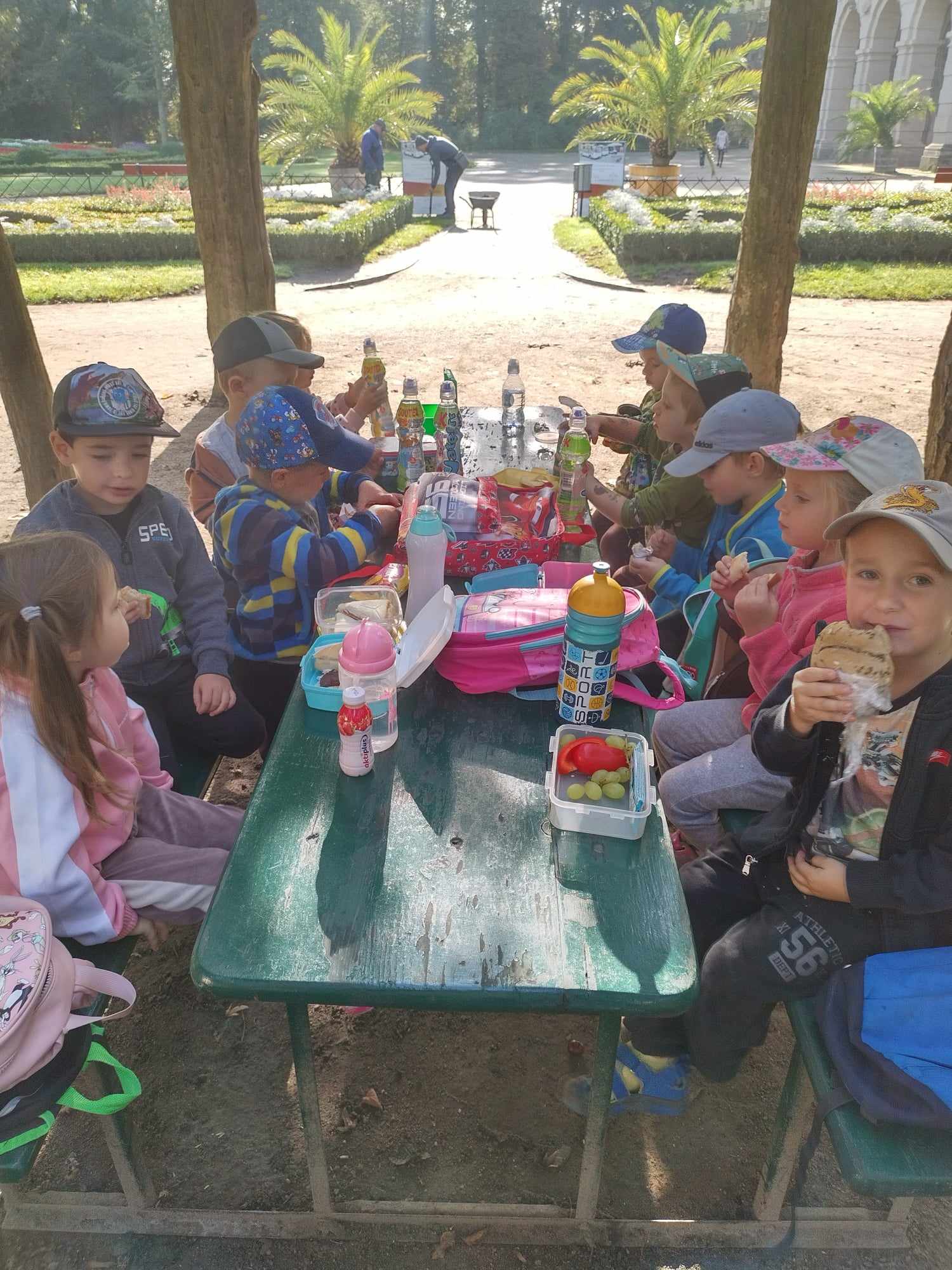 386472055_1391040381495119_6183961597930292377_n