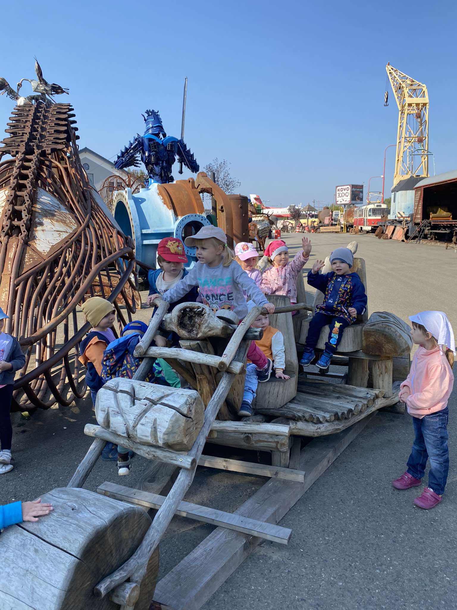 459047496_506343135451096_2492483065538683777_n