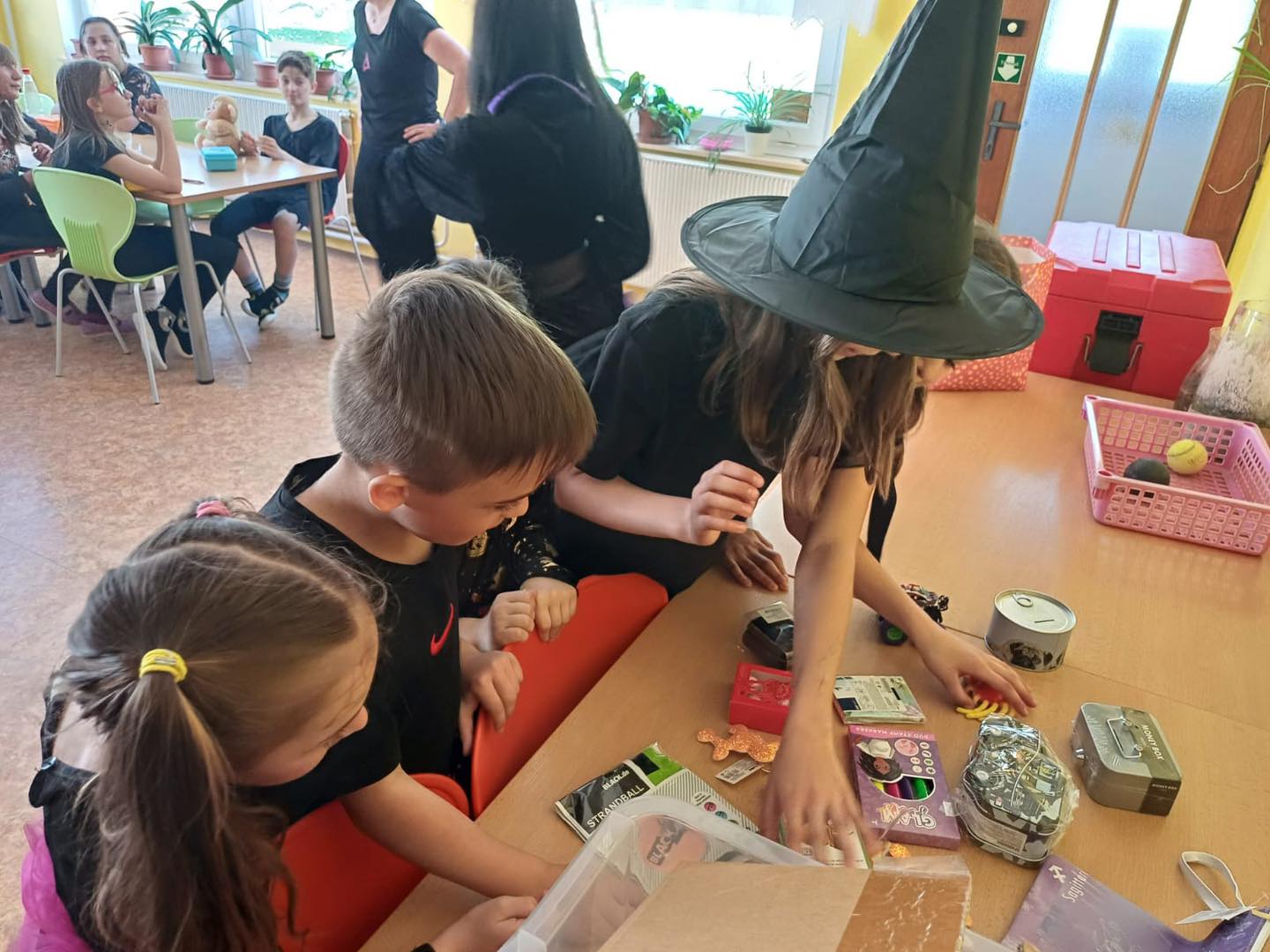 438088795_1112106726526189_4754072491599174382_n