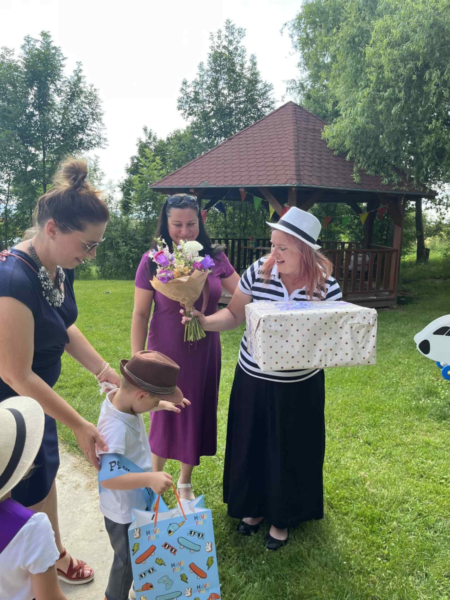 a13432d2-39e1-4002-b30e-799360e613fe