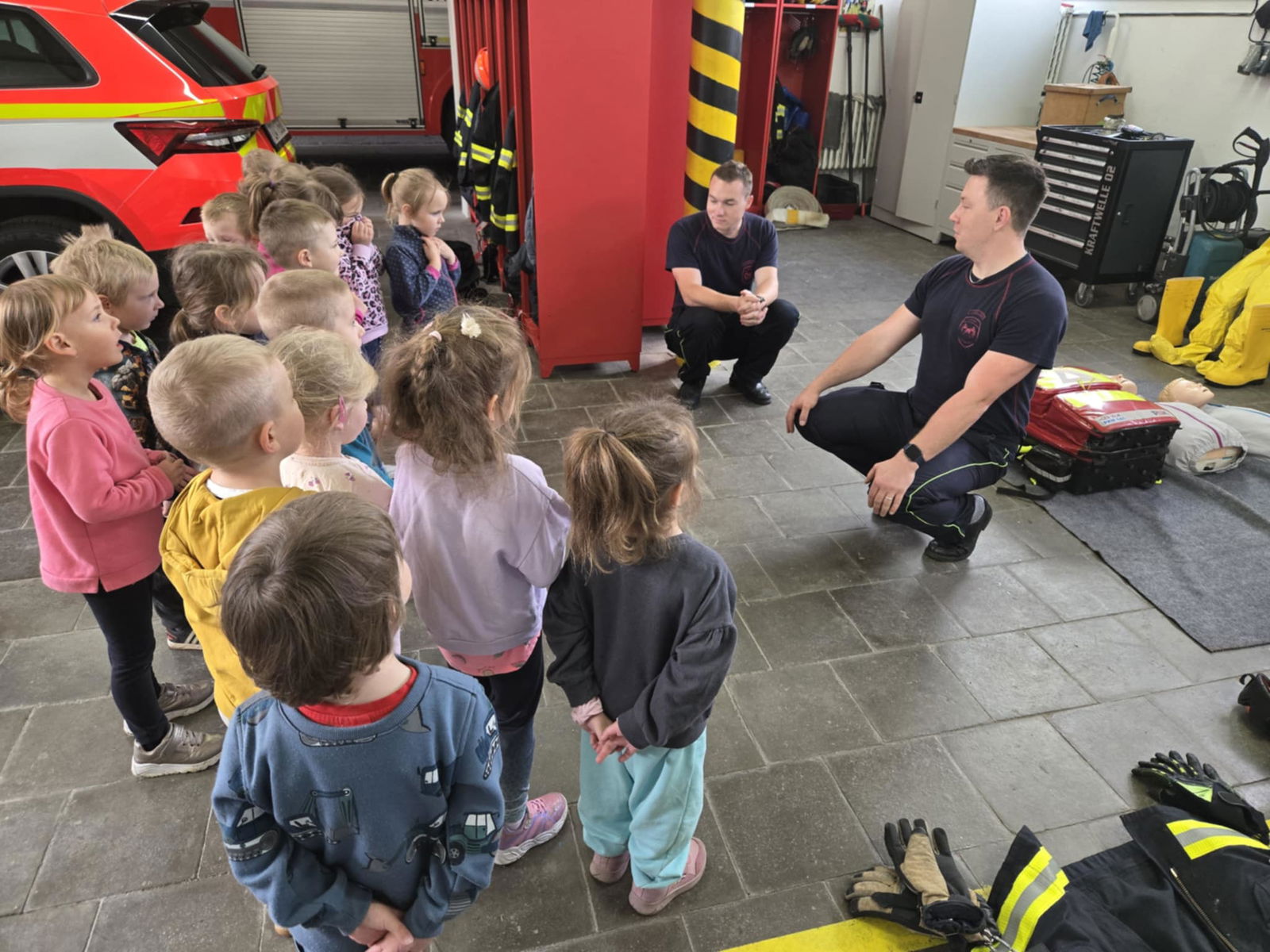 68c9b9ce-e8ae-4b40-98db-044814cb06fd