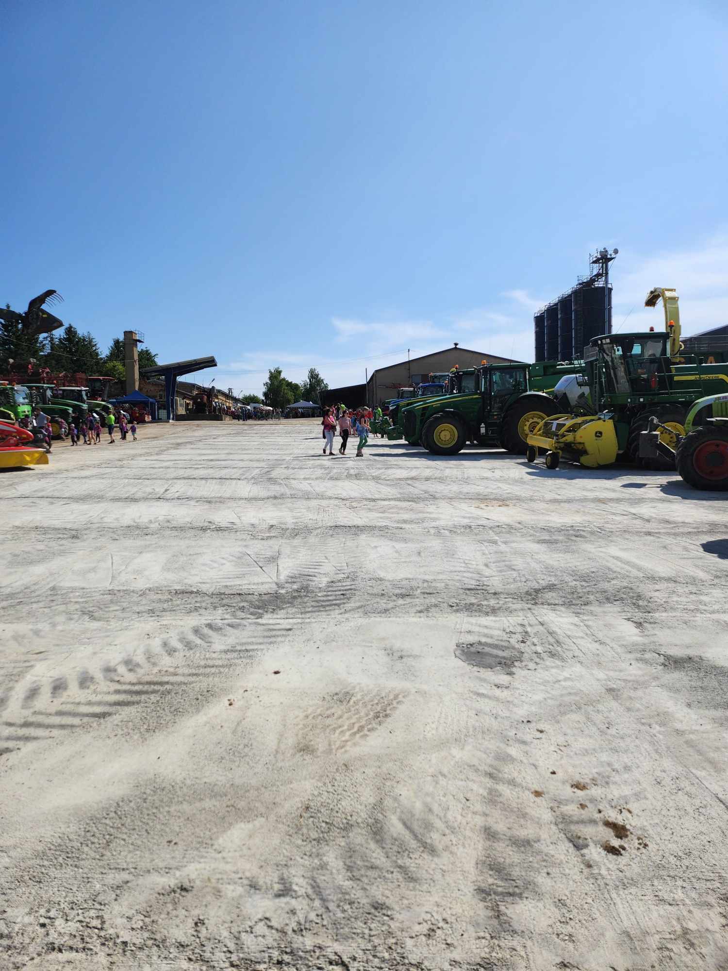 354300339_239391312216658_5452301910306580299_n