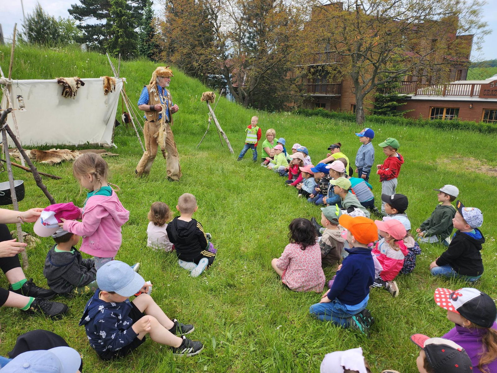 348361402_1193852611302214_6176300855797166905_n