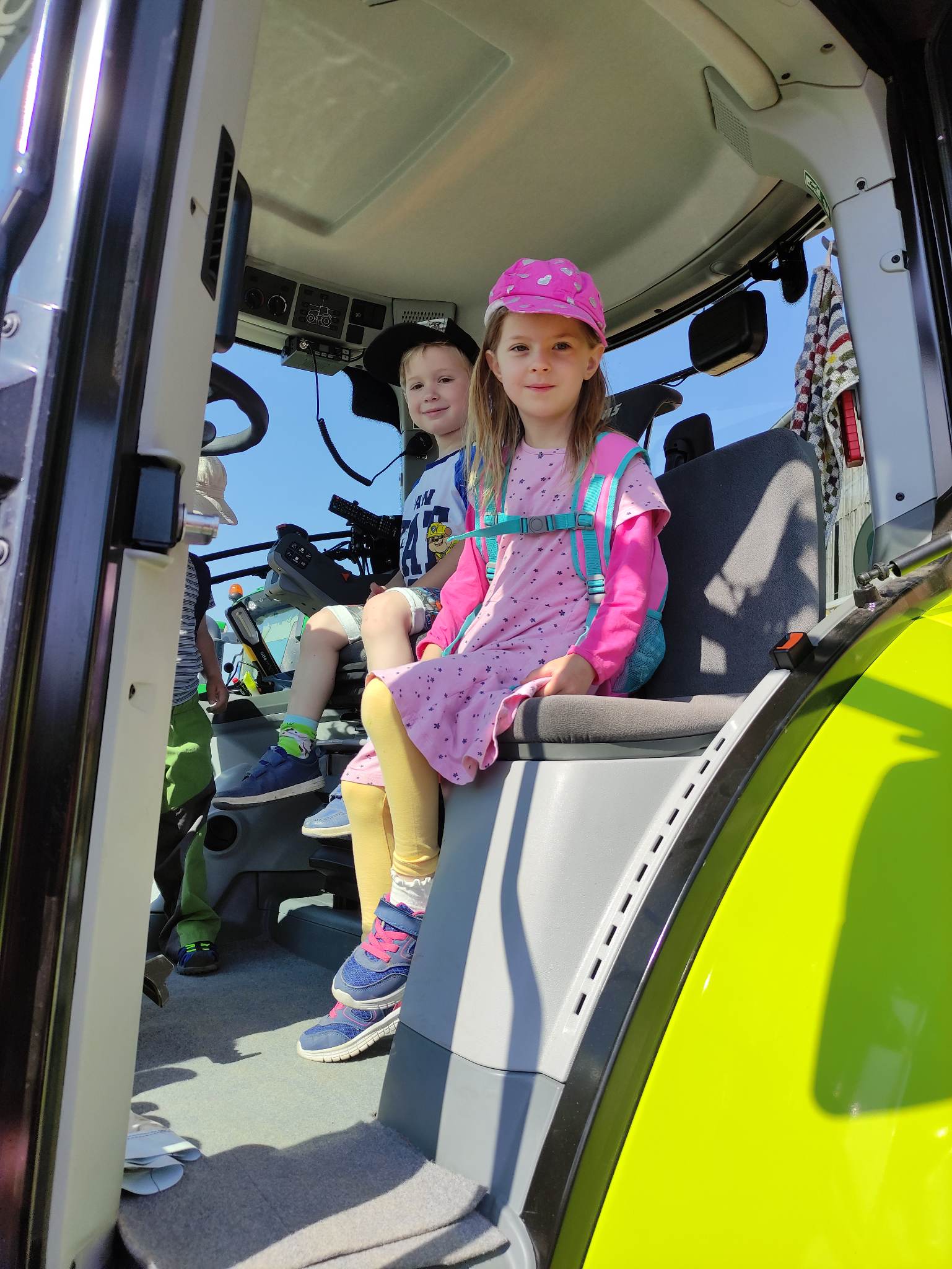 354790627_1432658757569592_1530250932011278190_n