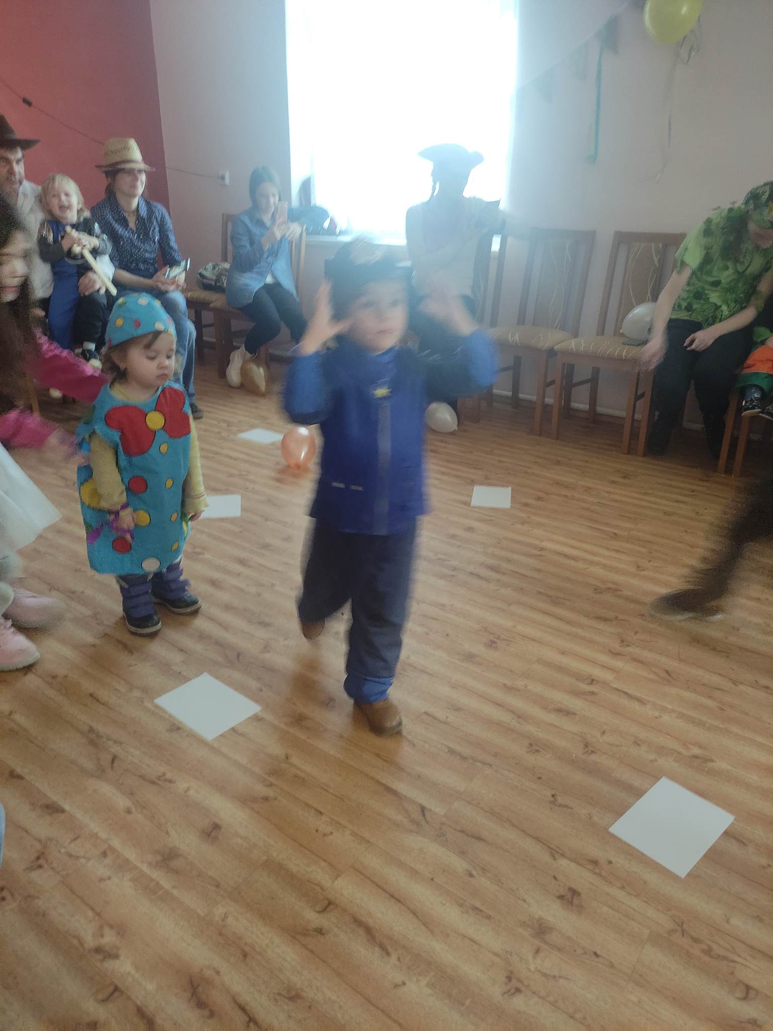 332737296_956813135699812_663179769760291106_n