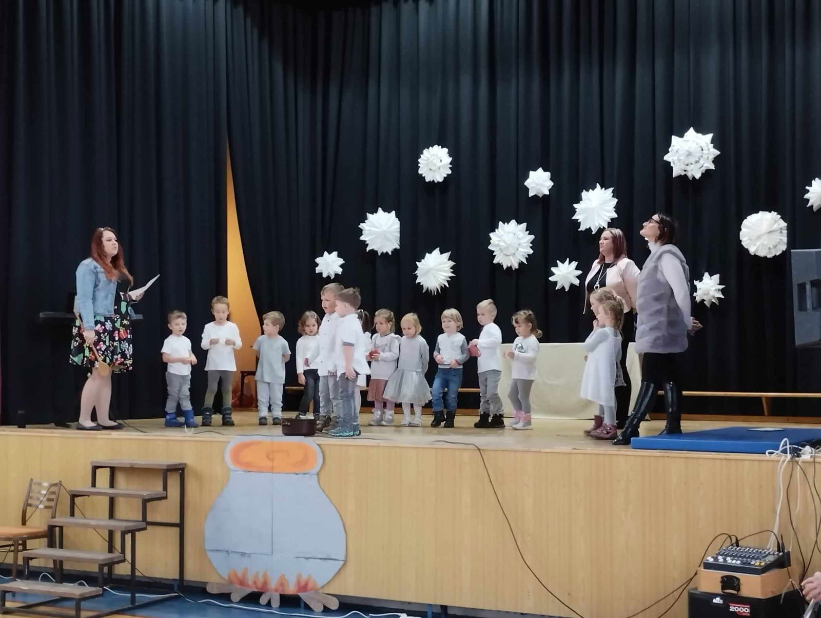 393113120_366989775829562_6412083894026837839_n