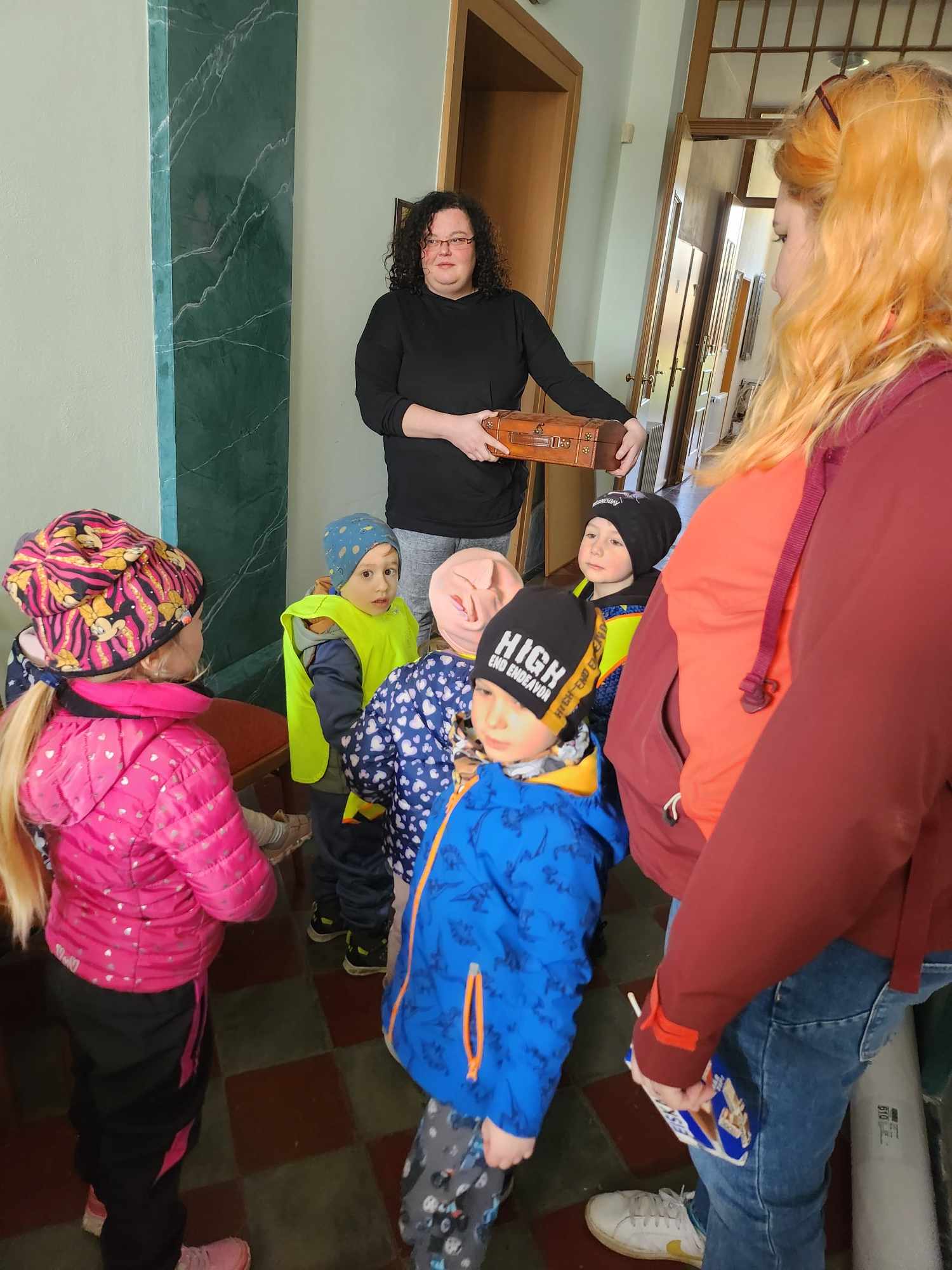 435439950_1138230317526128_2441377928435942226_n