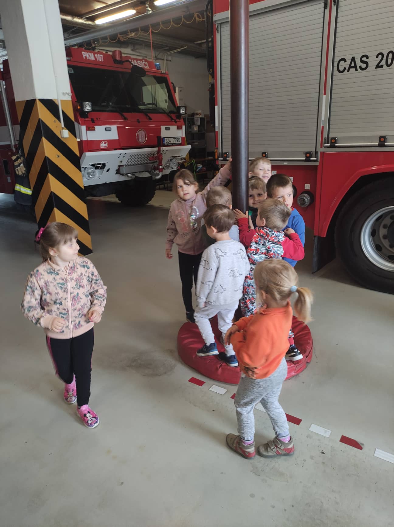 286306213_1242380296166779_2554457309363252833_n