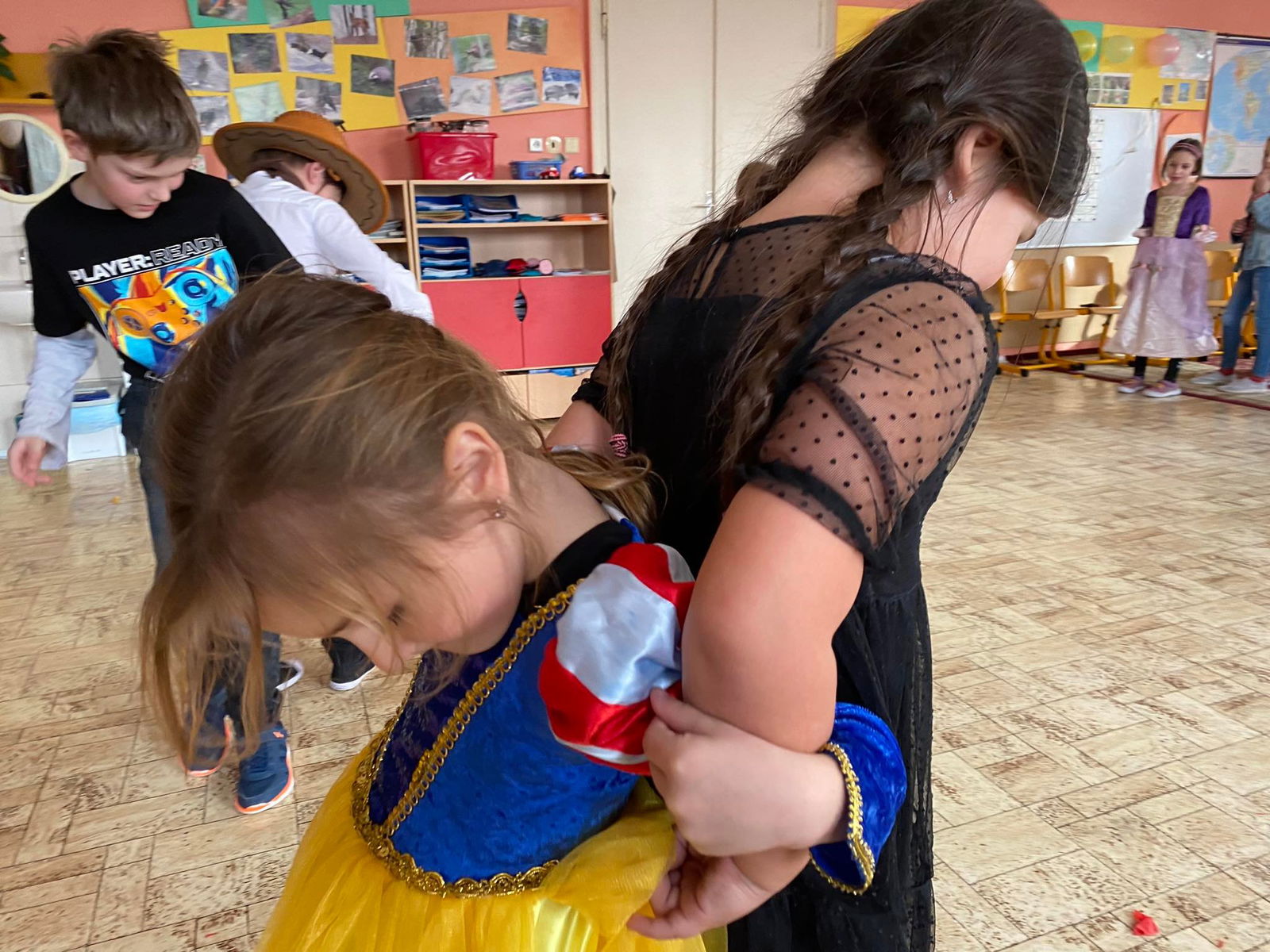 330446793_1358643228250145_3541557362370173500_n