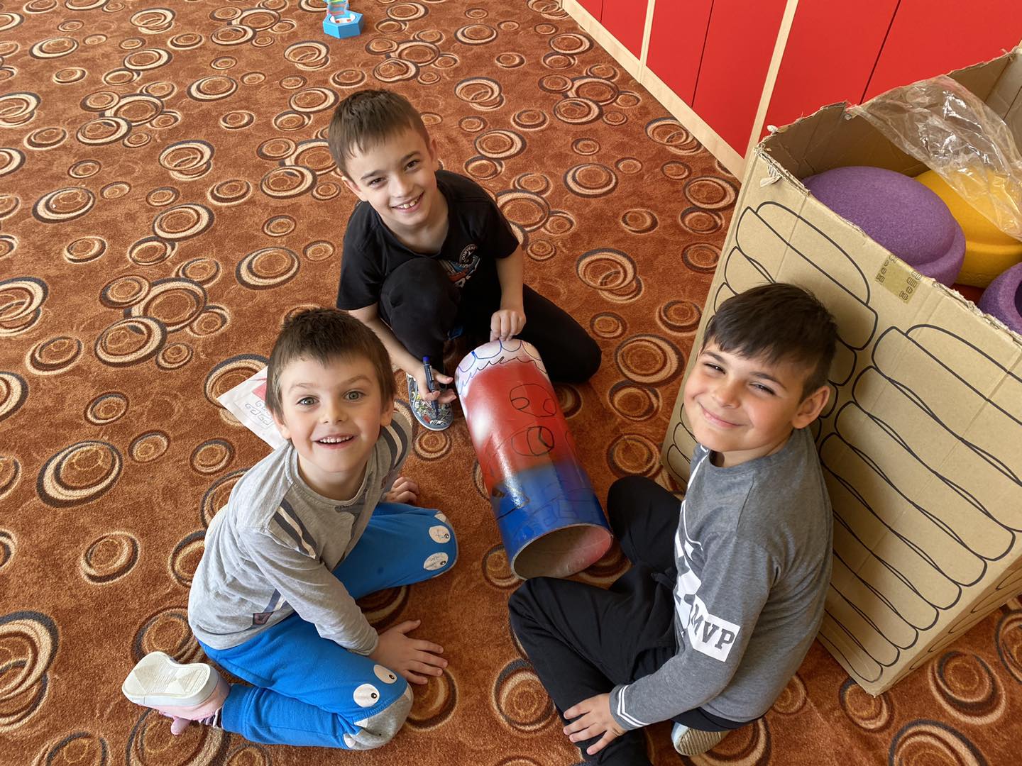 433982179_1098050467931815_3416874330404995817_n