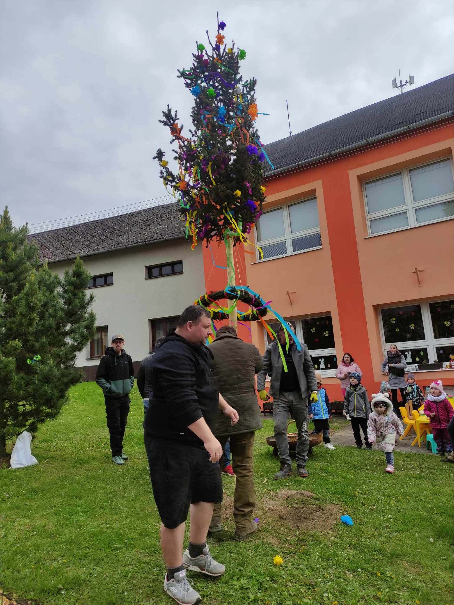 438245673_1874313153008776_7473451751064701355_n