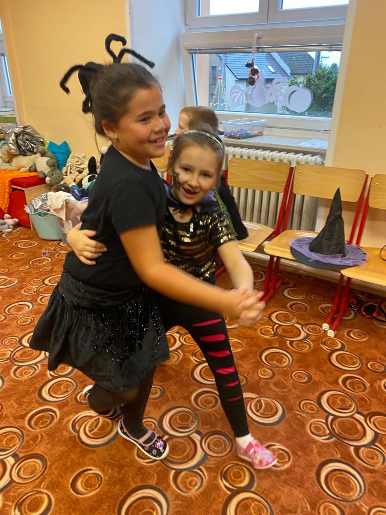 WhatsApp Image 2023-10-31 at 18.06.25 (7)