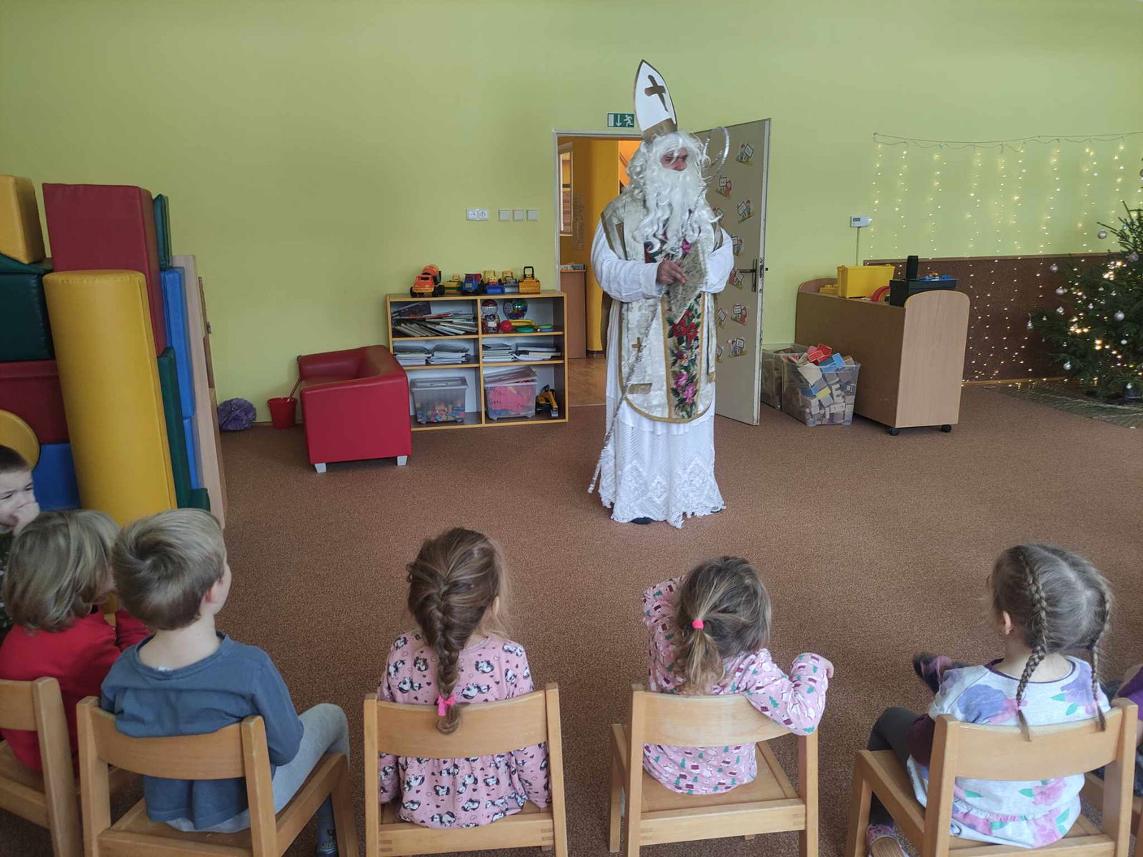 385520327_268459916218050_5374482370929278186_n