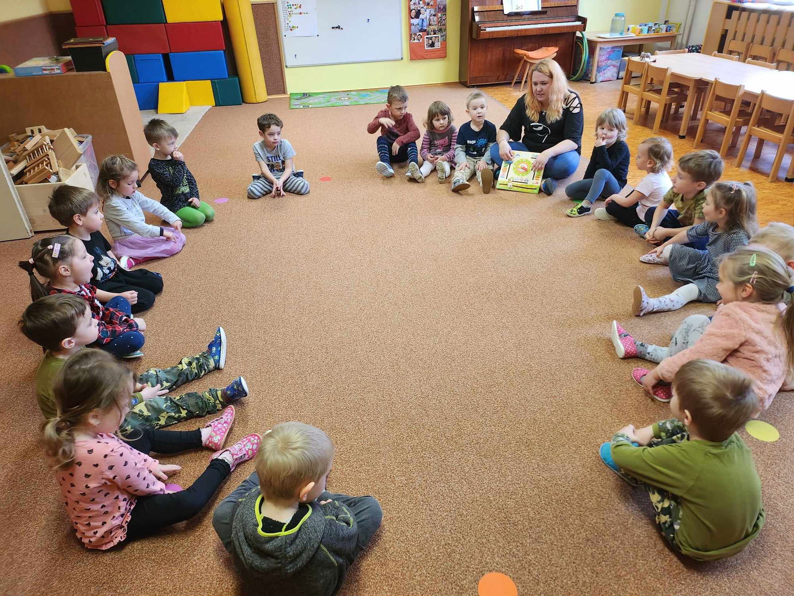 422238887_1267179854591135_2944109141597636855_n