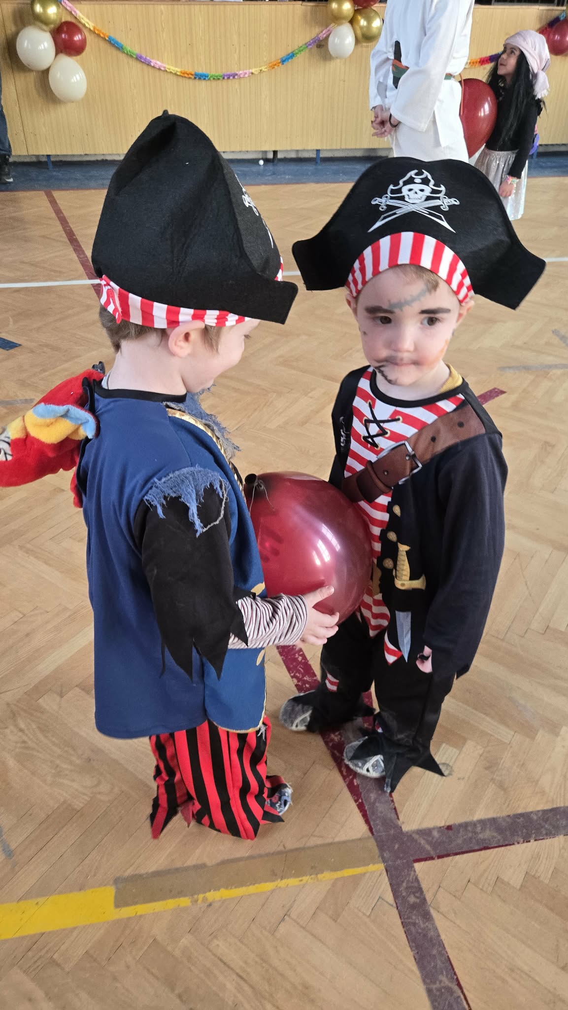 bf6dd0ed-0117-4407-b7a0-37cd4189f950