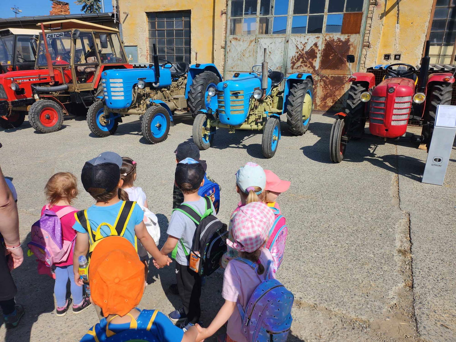 354061926_2471281973049839_3426202411731716308_n