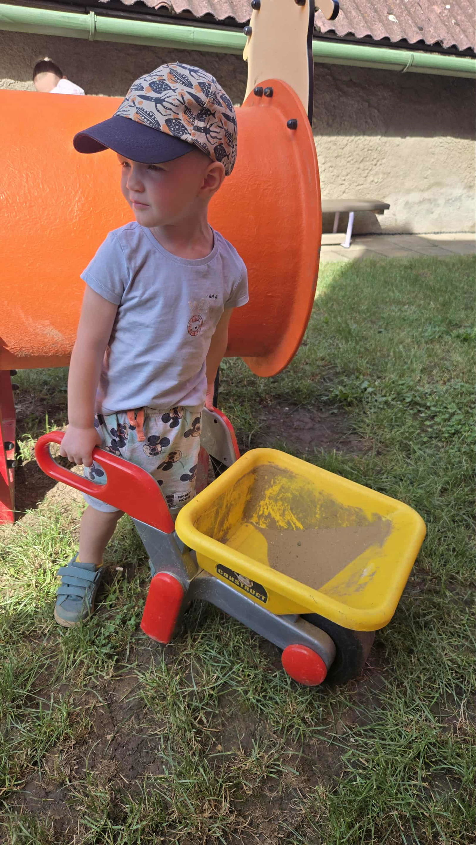 65c8c442-daa1-49c9-9fe6-a3ef3a6fd5d4