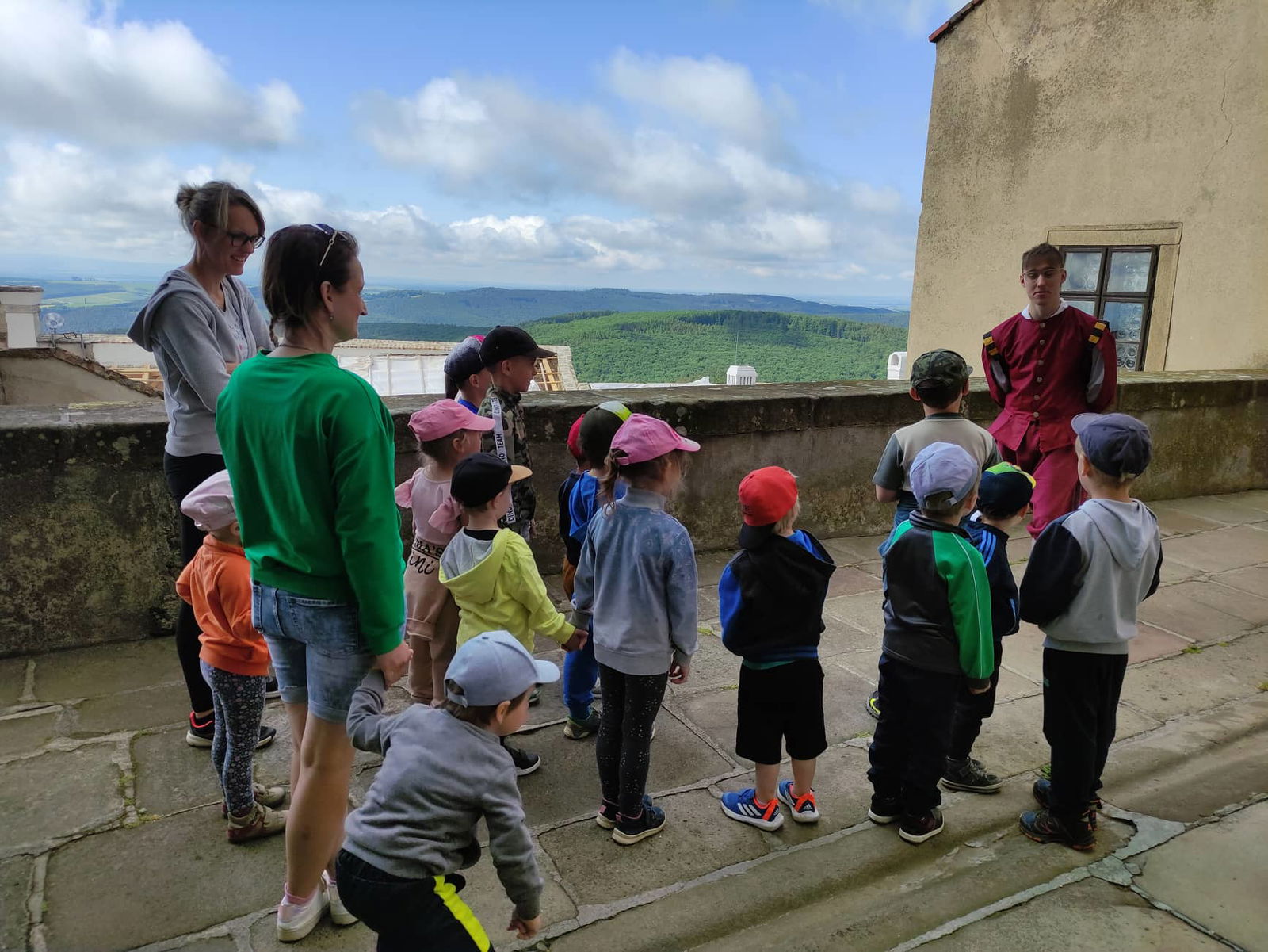 285131006_555435649369986_6453639041123187101_n