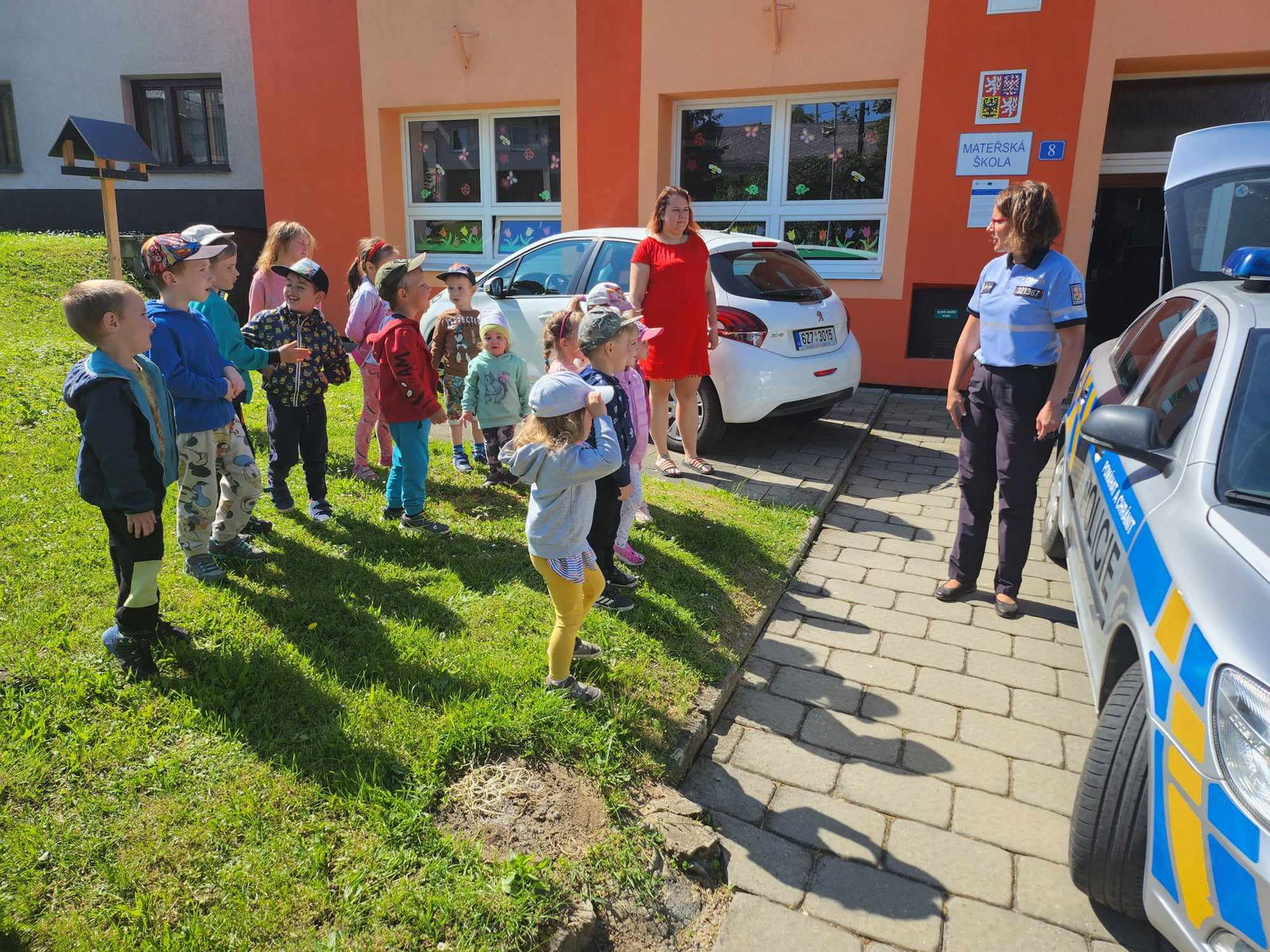 353951159_998879418223874_8432790095733882762_n