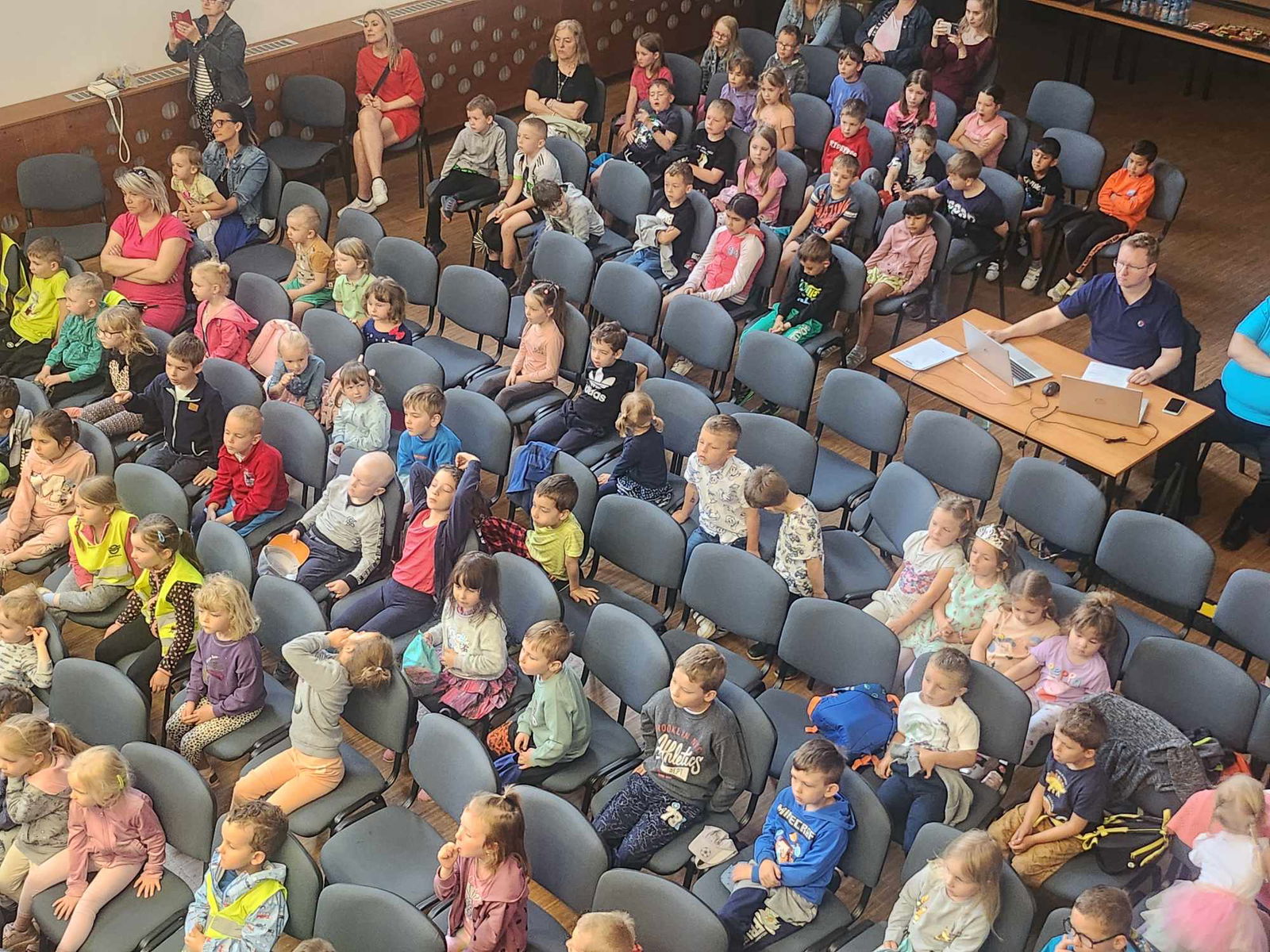 441877891_811677763906777_3057741494521782418_n