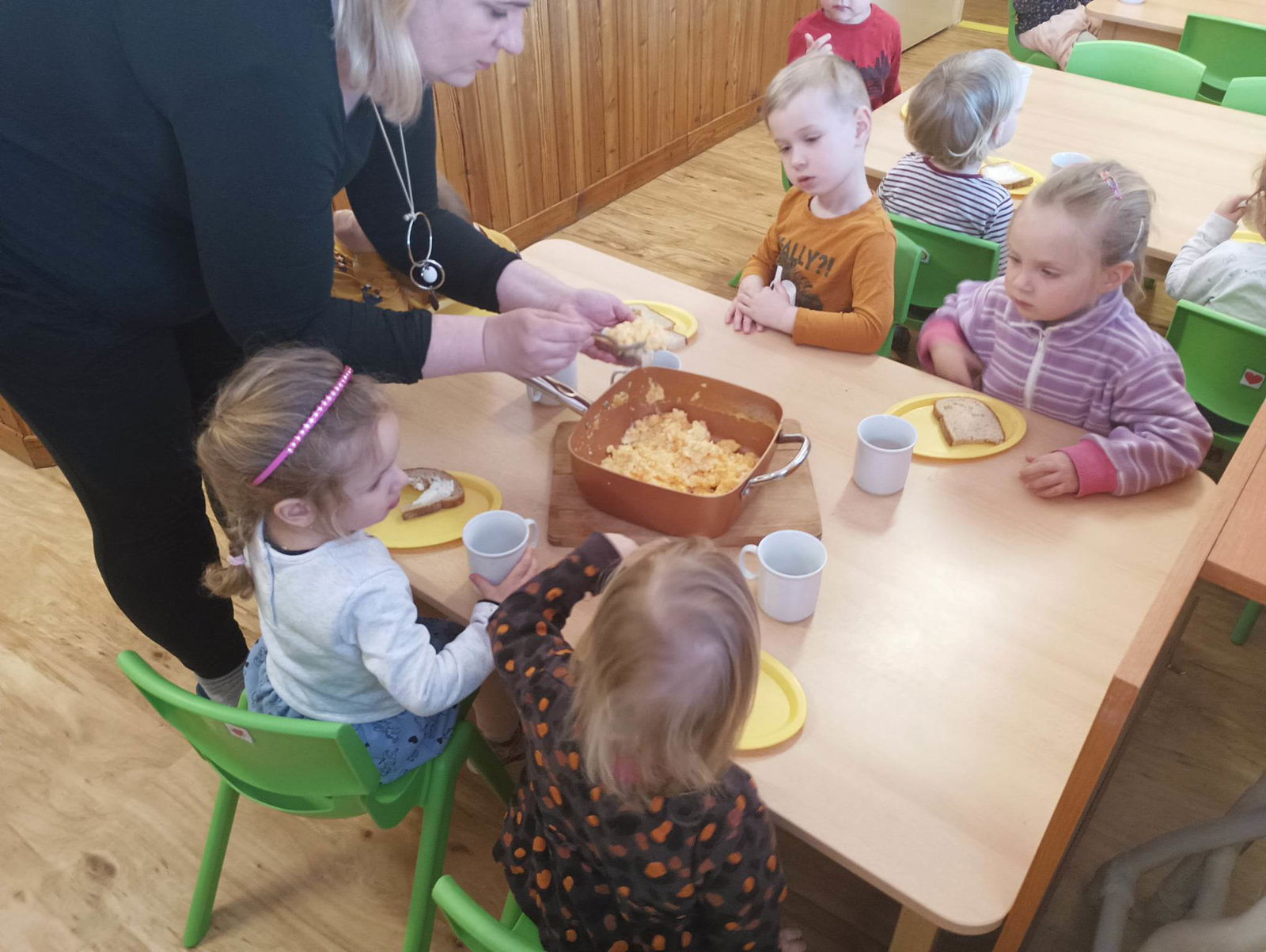 337176239_1381024832690937_5516973334308616977_n