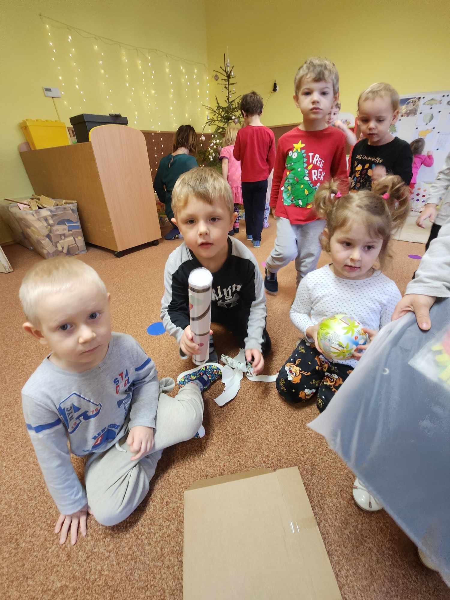 393115929_306889221669415_489073936104885475_n