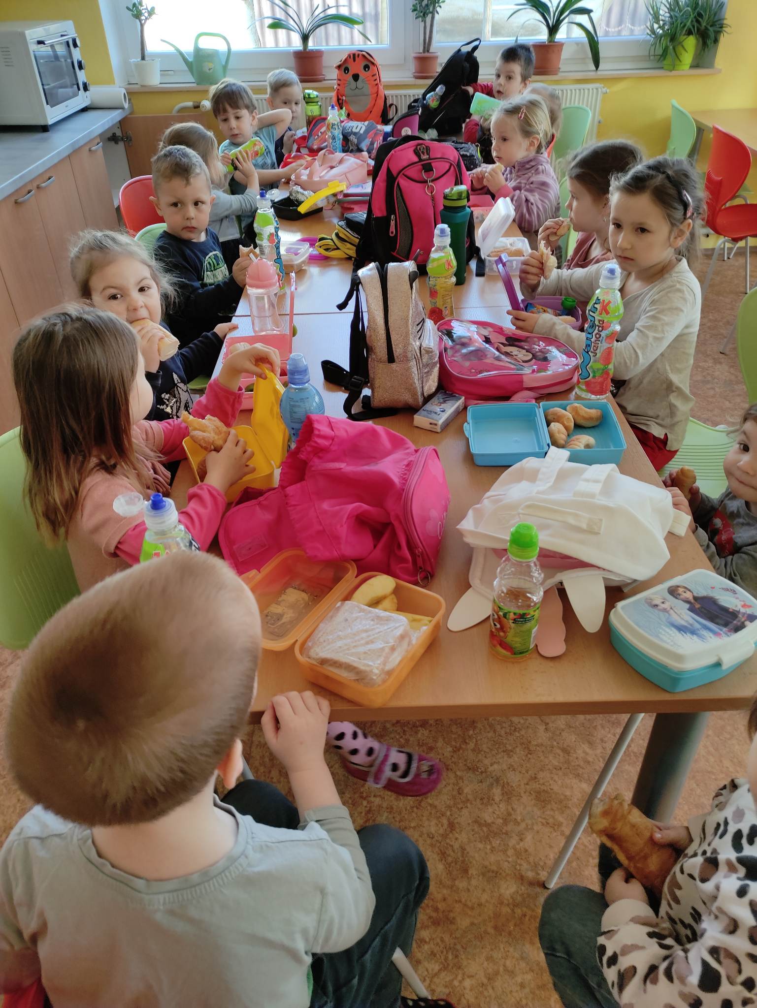 335974111_583113557084114_3429599867321859675_n