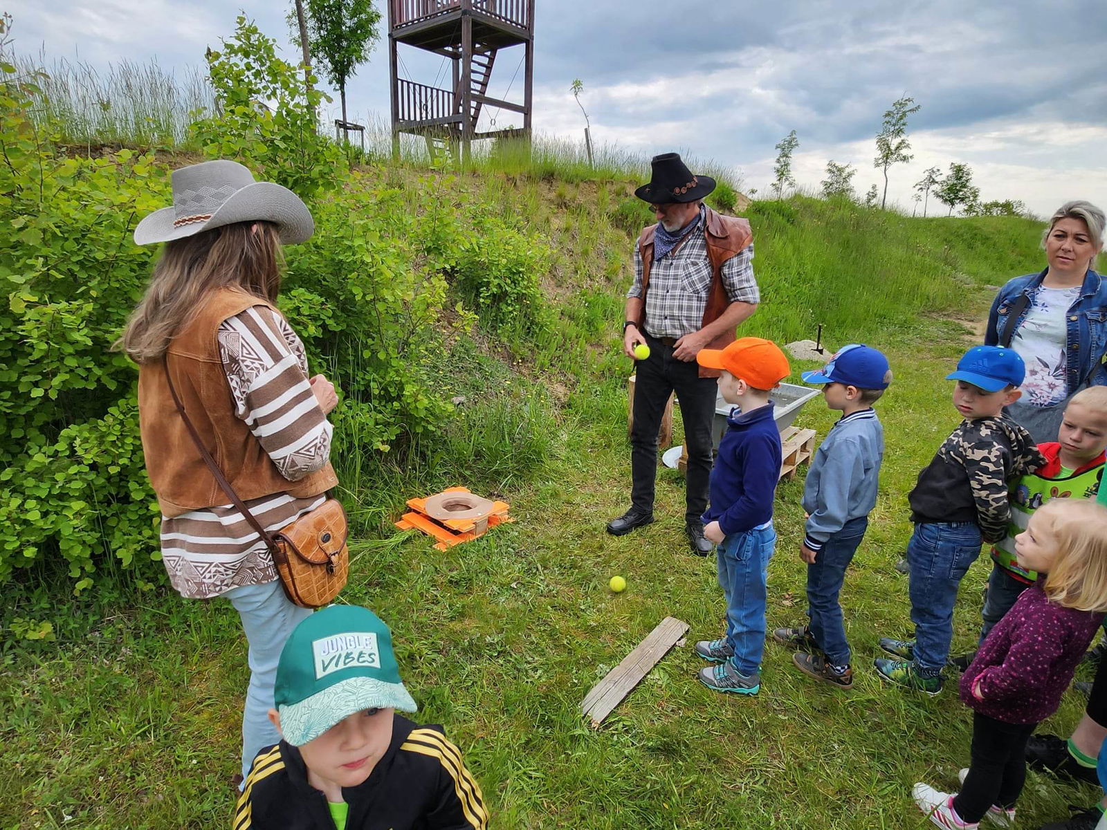 348361551_210400147994383_4121480561021788815_n